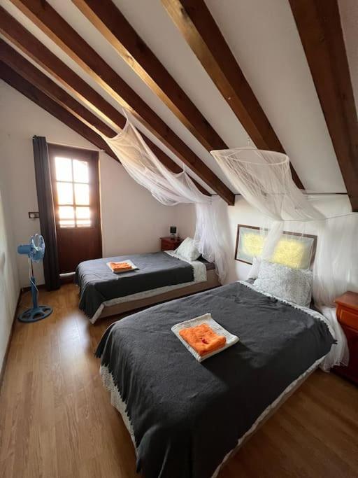 Casa de cuatro habitaciones