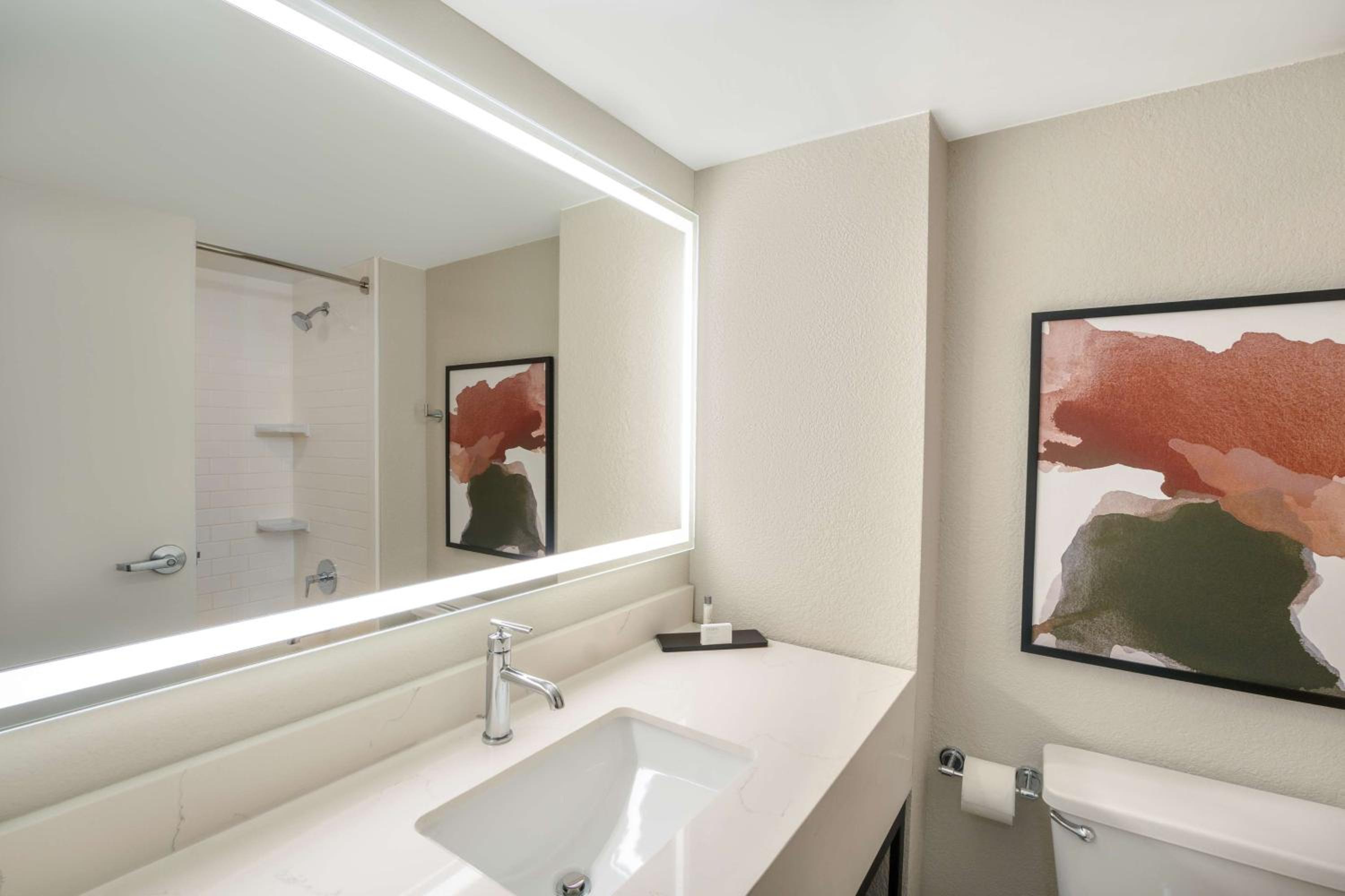 Two-Room Suite with Two Double Beds and Sofa Bed - Photo 5