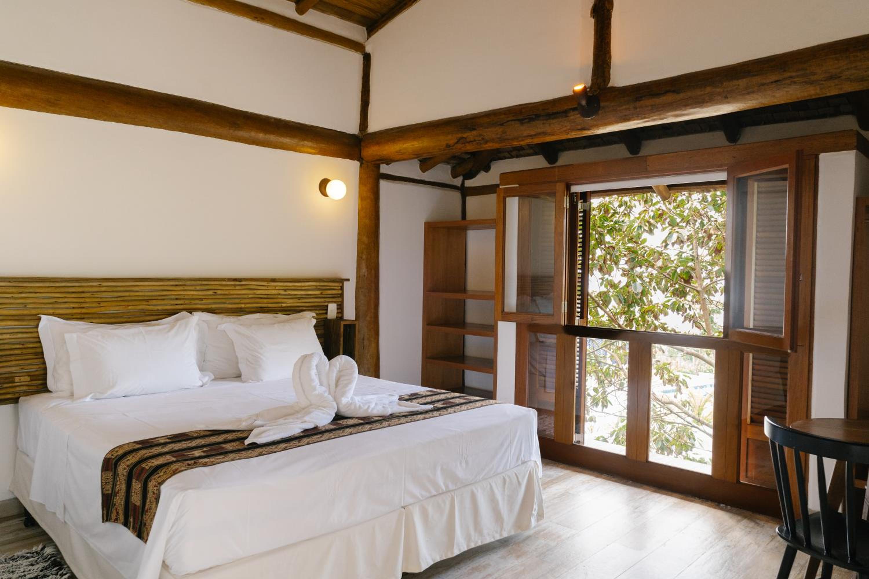 King Suite with Balcony photo 3