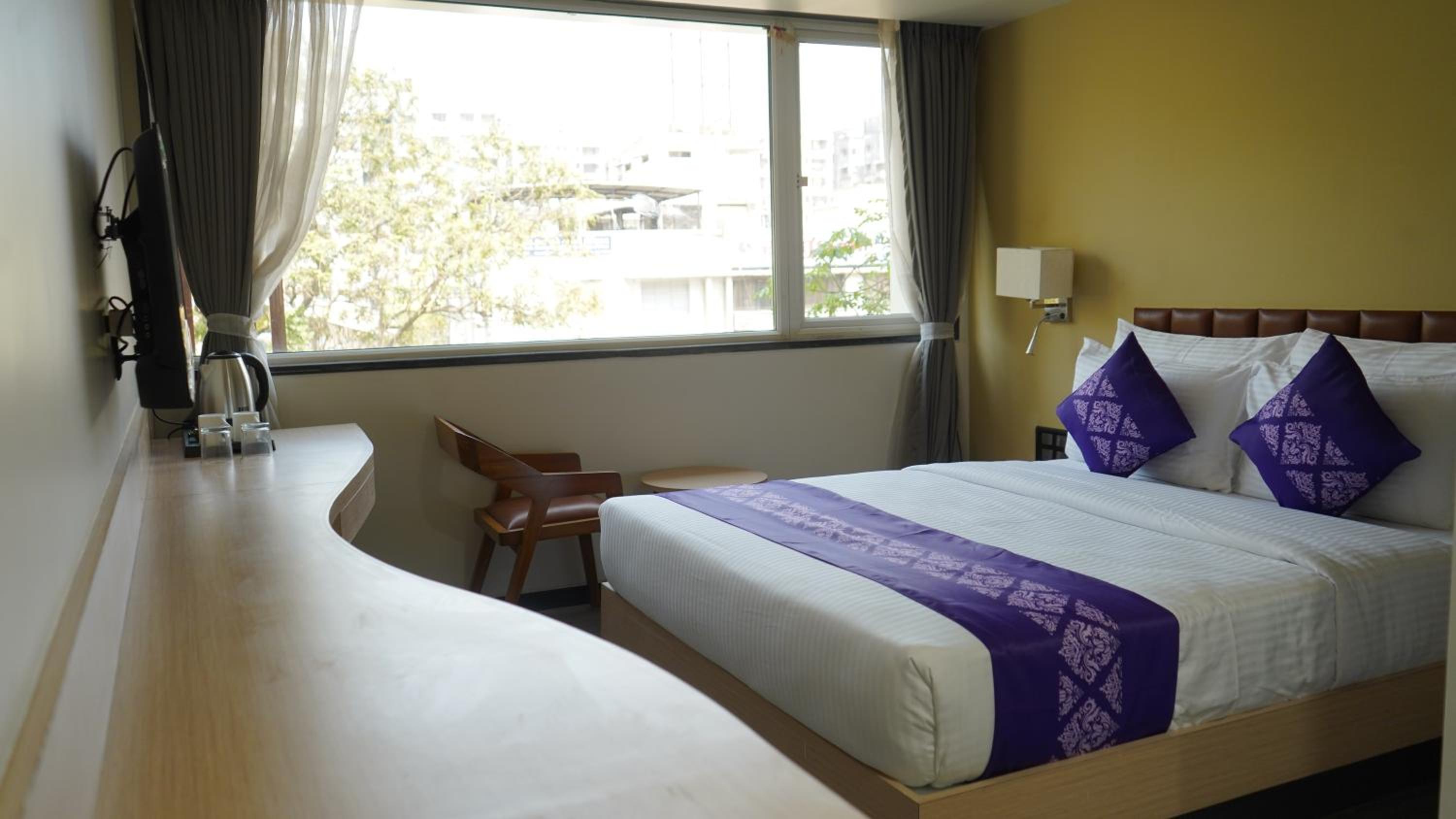 Executive Room photo 2