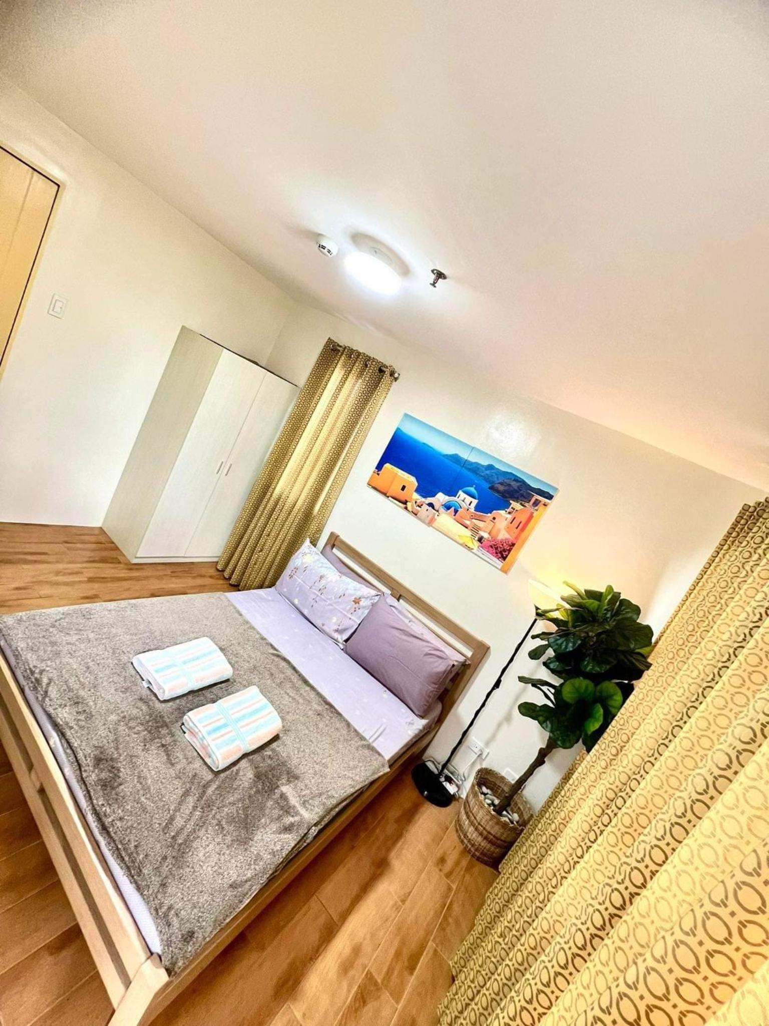 Two-Bedroom Apartment with Balcony - Photo 1