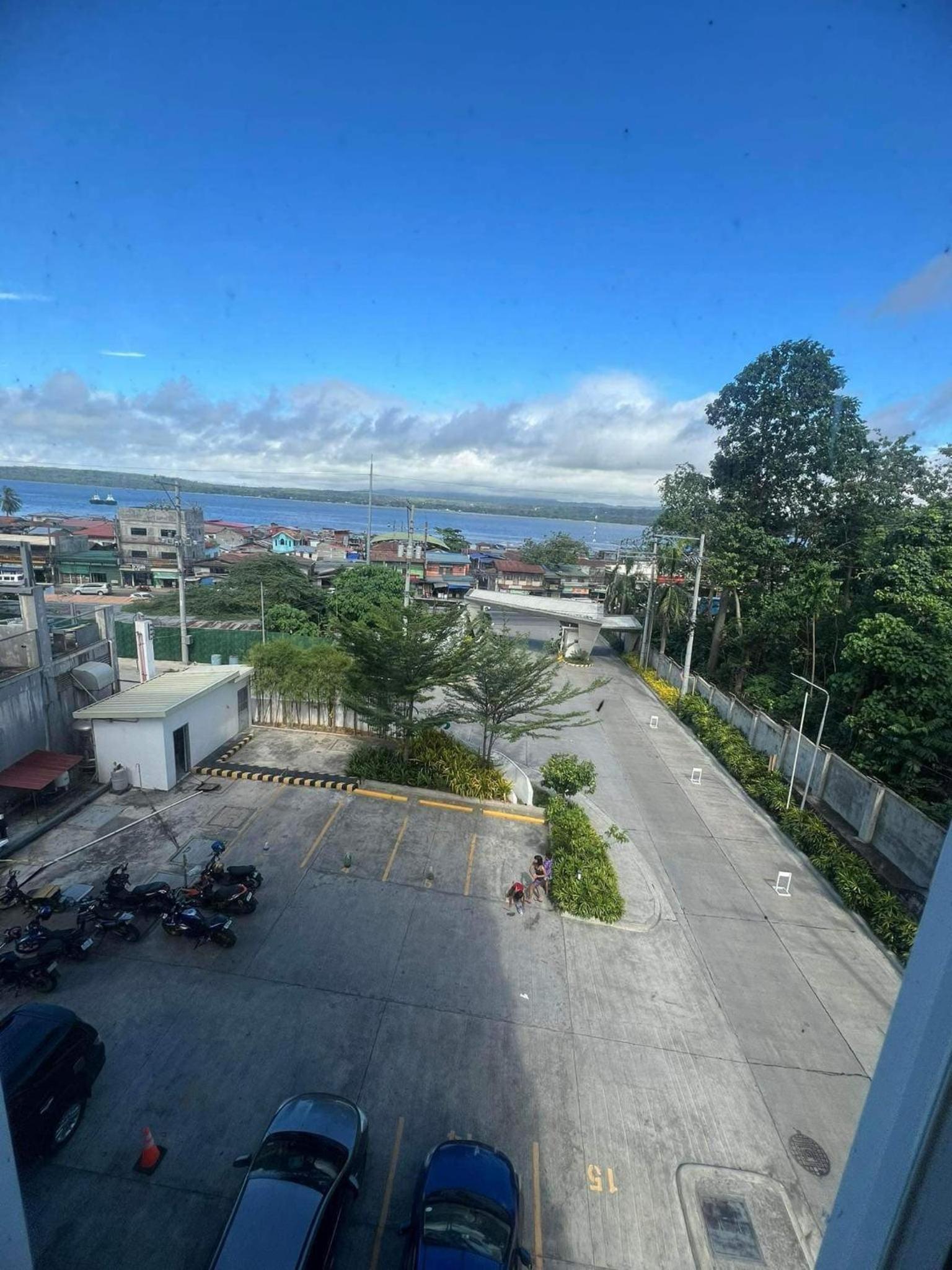 Two-Bedroom Apartment with Balcony - Photo 3
