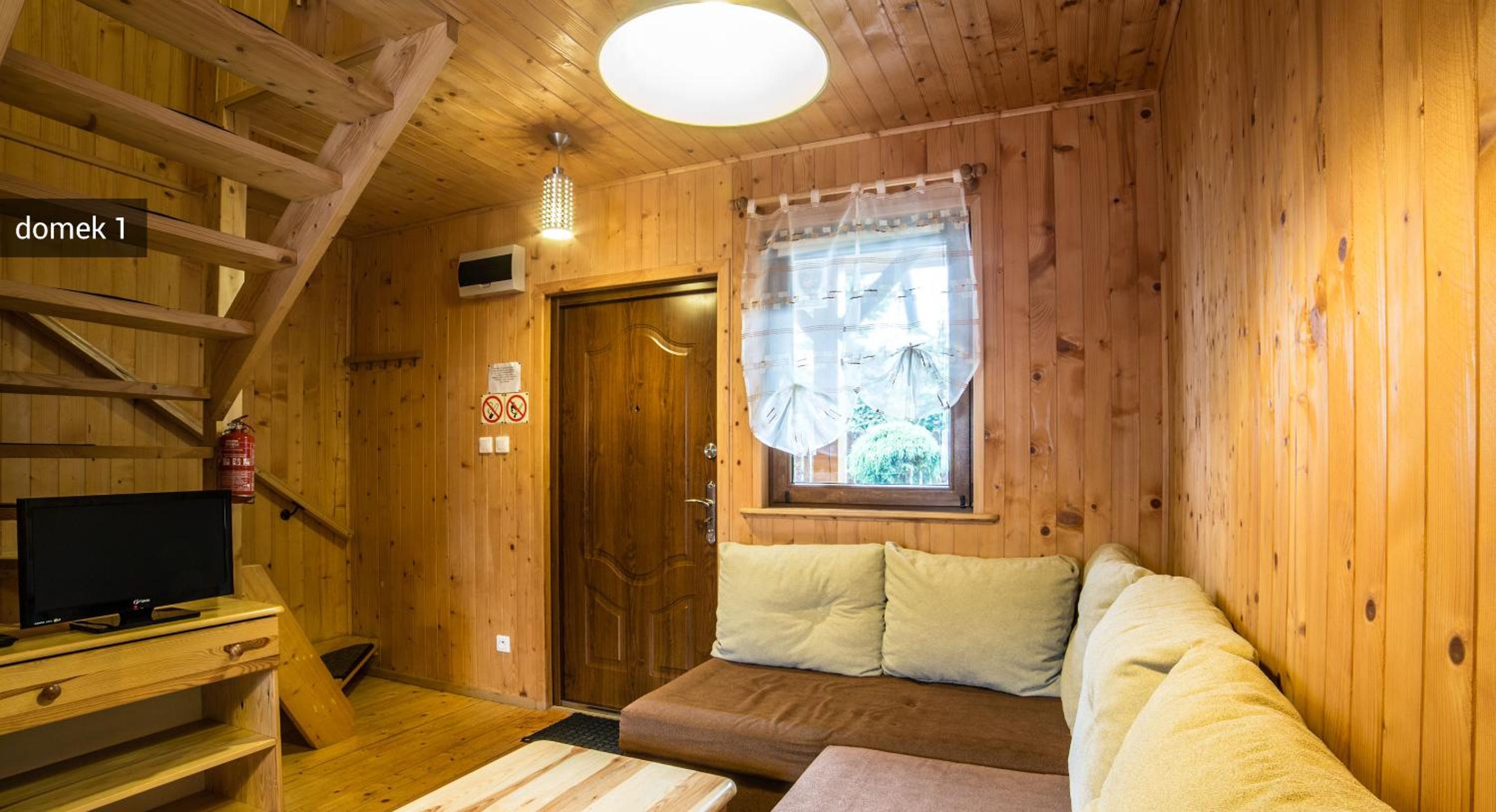 Two-Bedroom Apartment - Photo 3