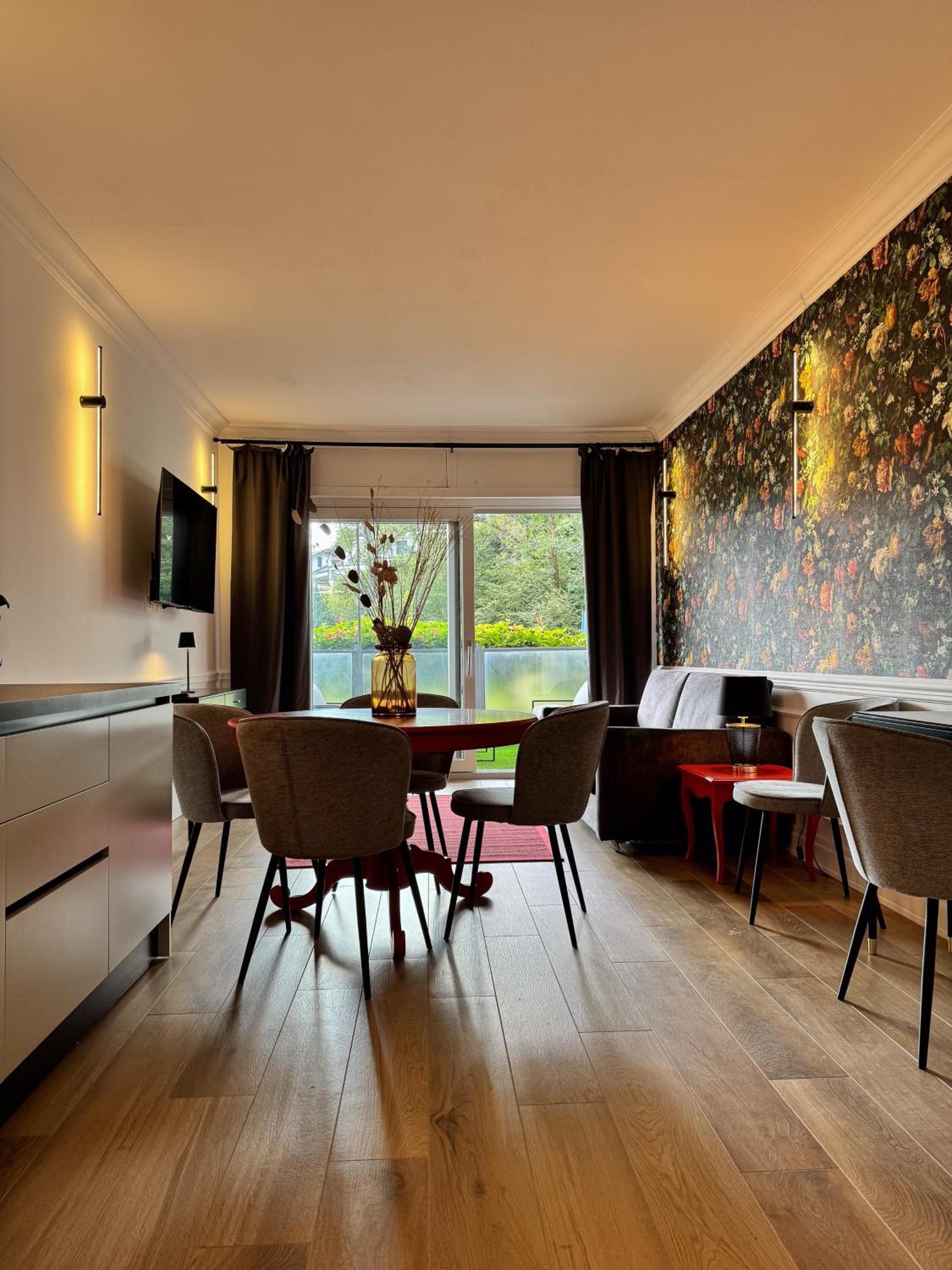 Two-Bedroom Deluxe Apartment