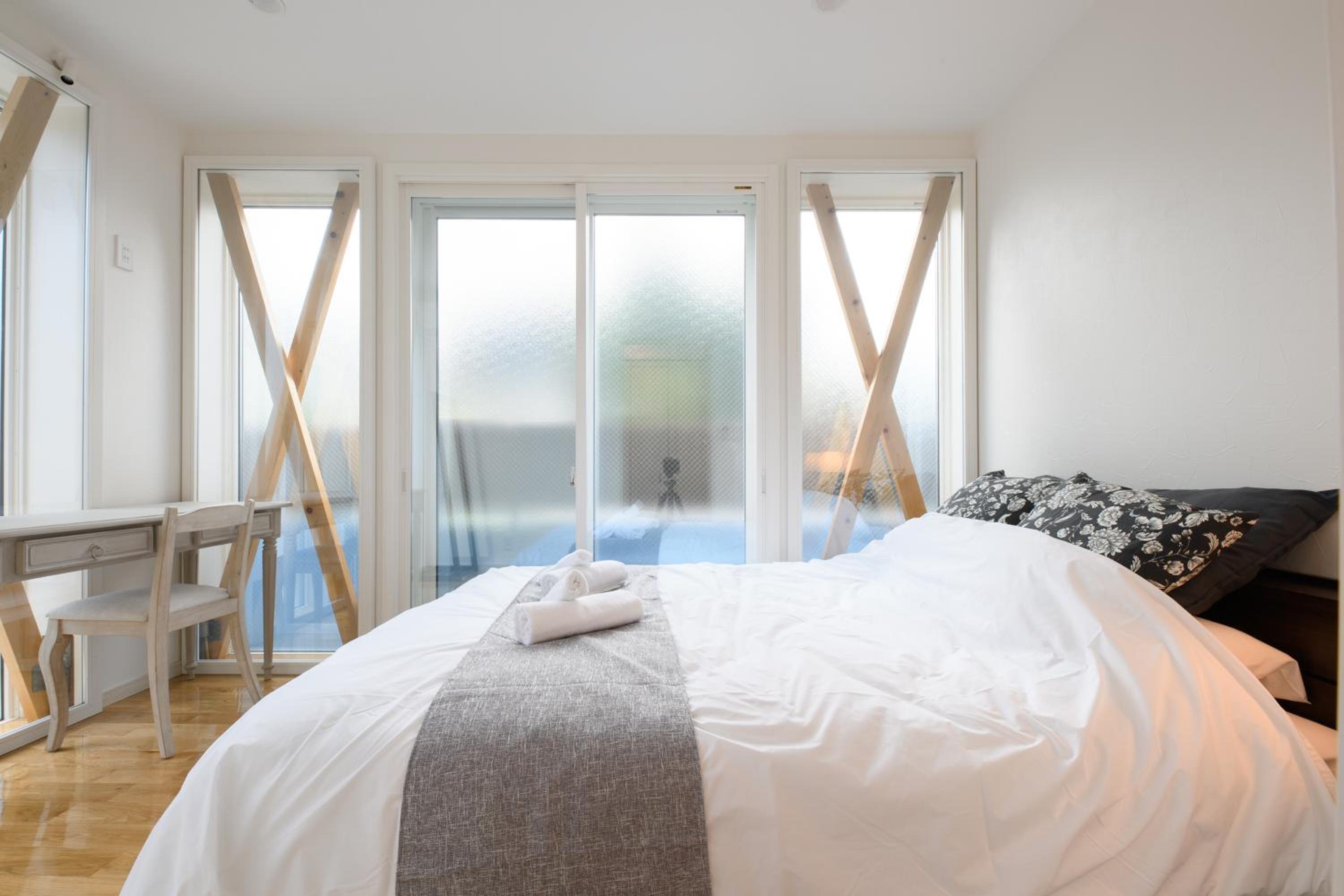 Three-Bedroom House - Photo 38