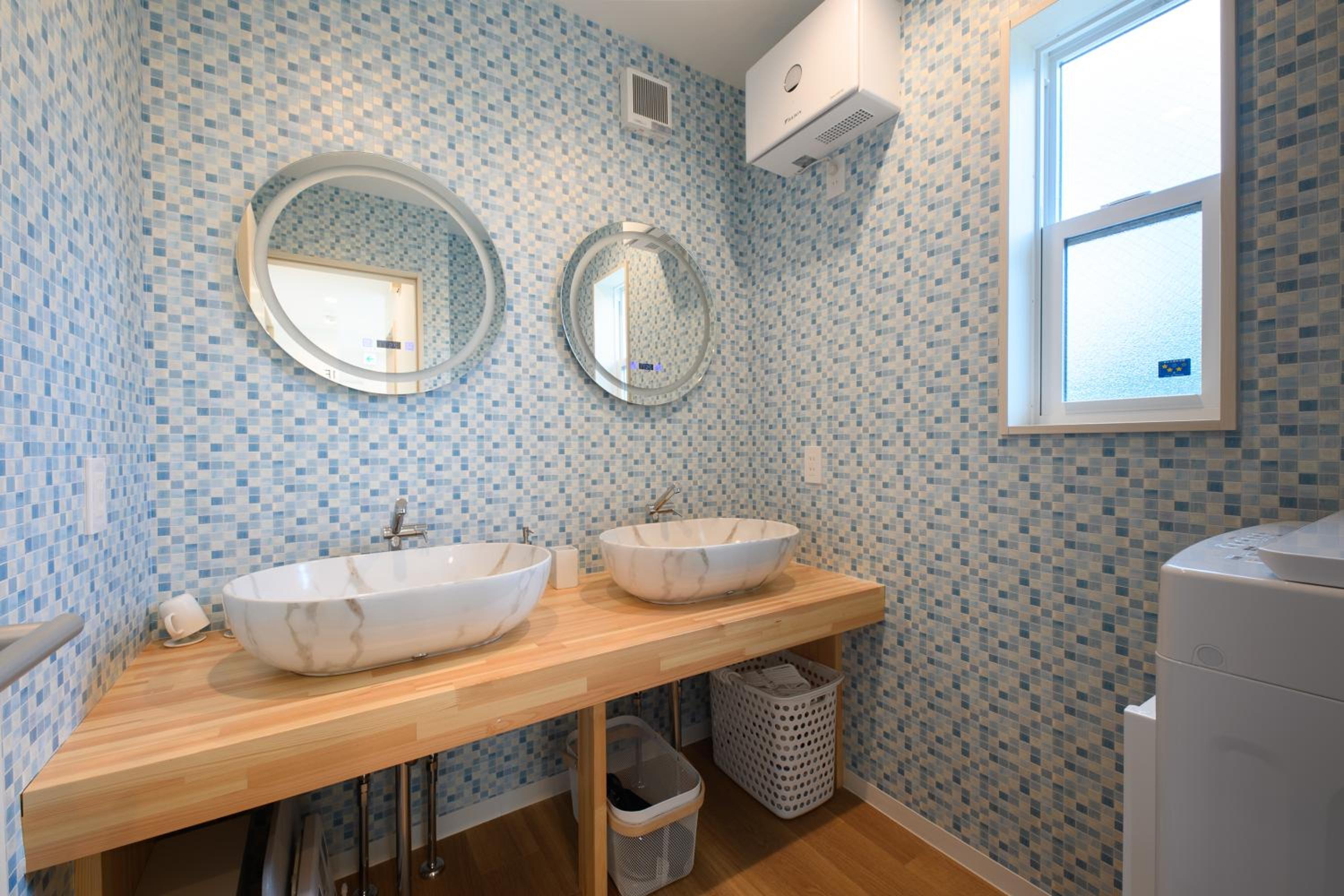 Three-Bedroom House - Photo 35