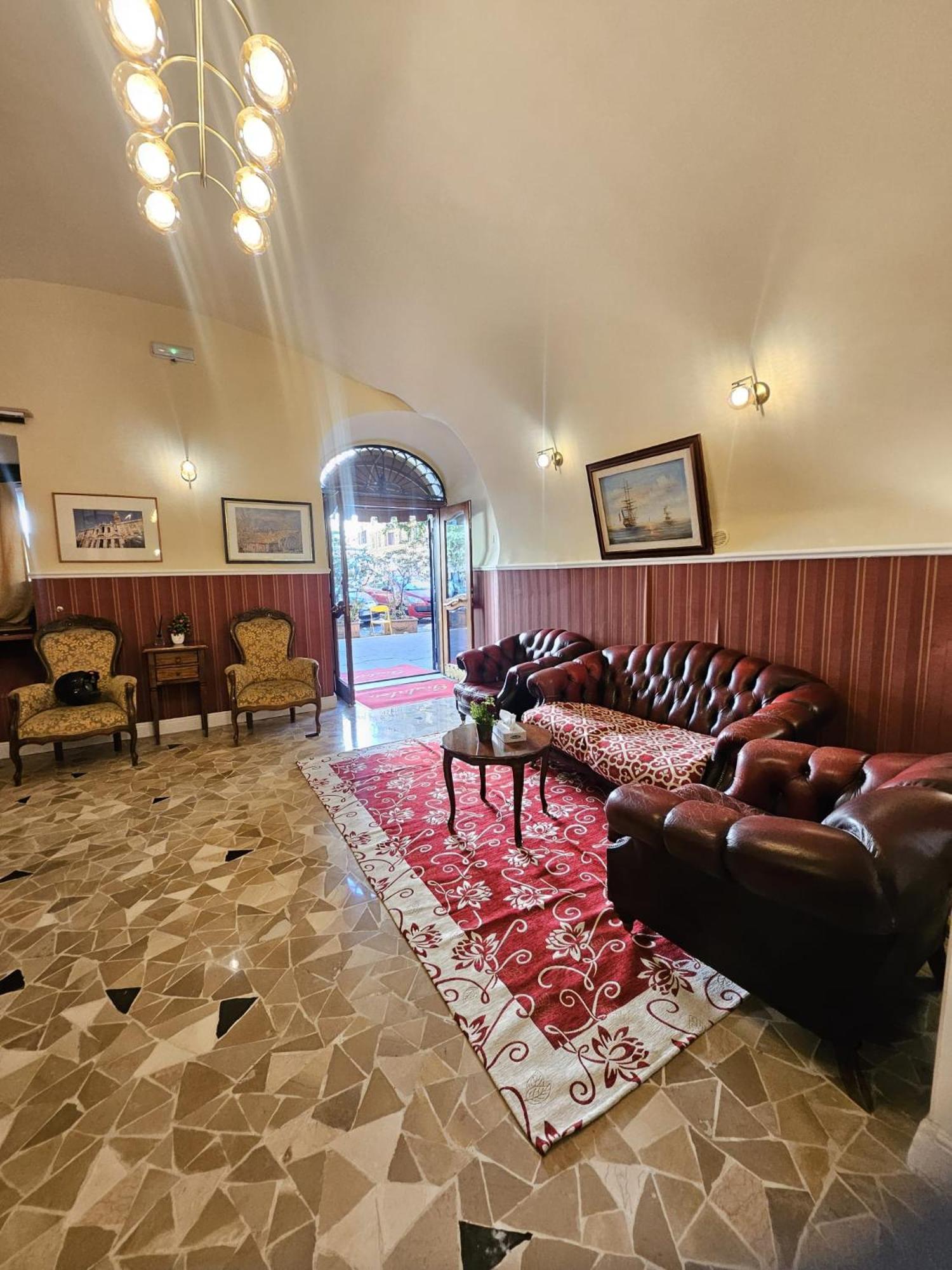 Triple Room With City View