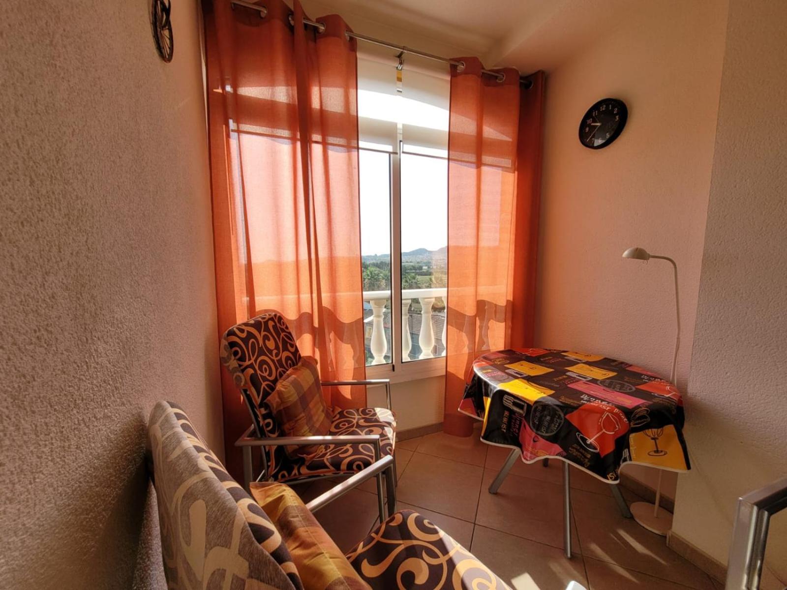 One-Bedroom Apartment photo 3