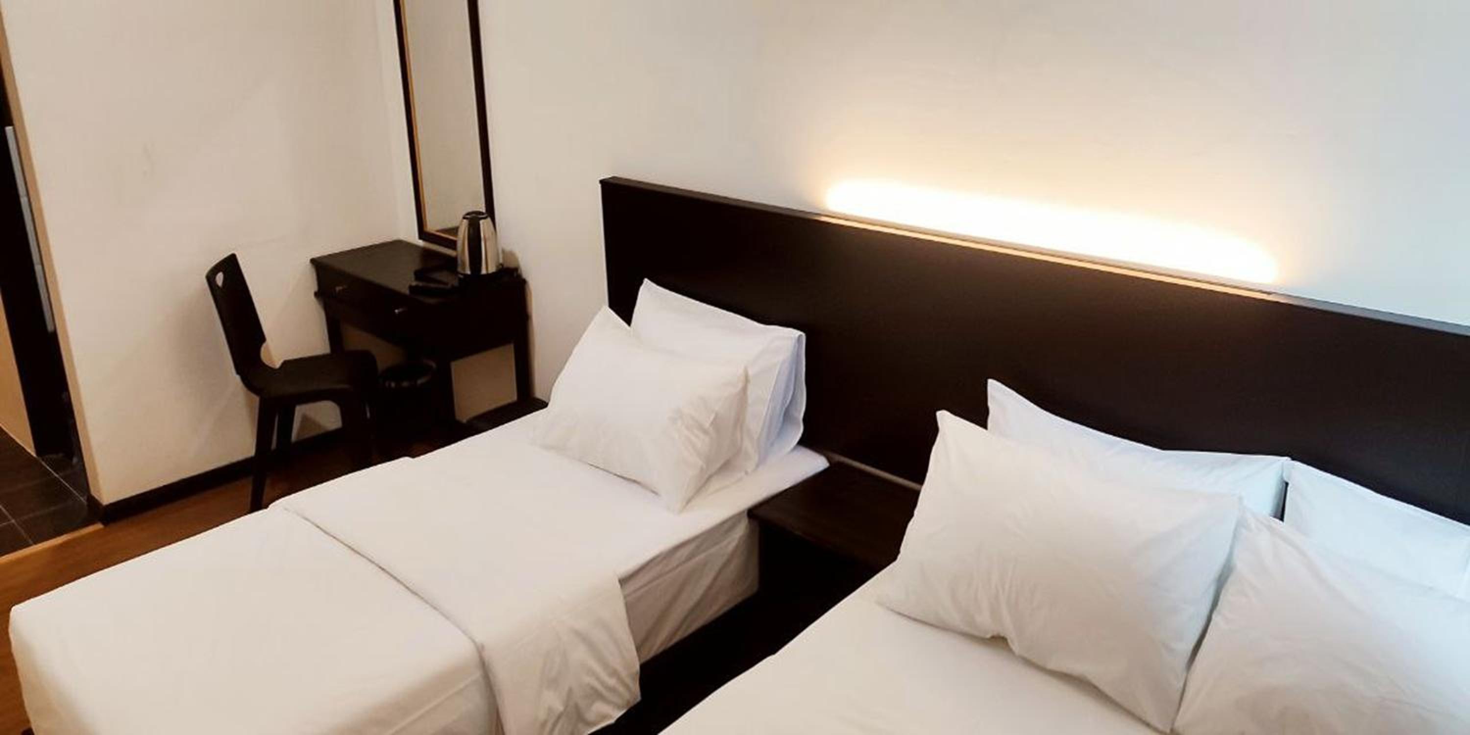 Suite - Photo 3