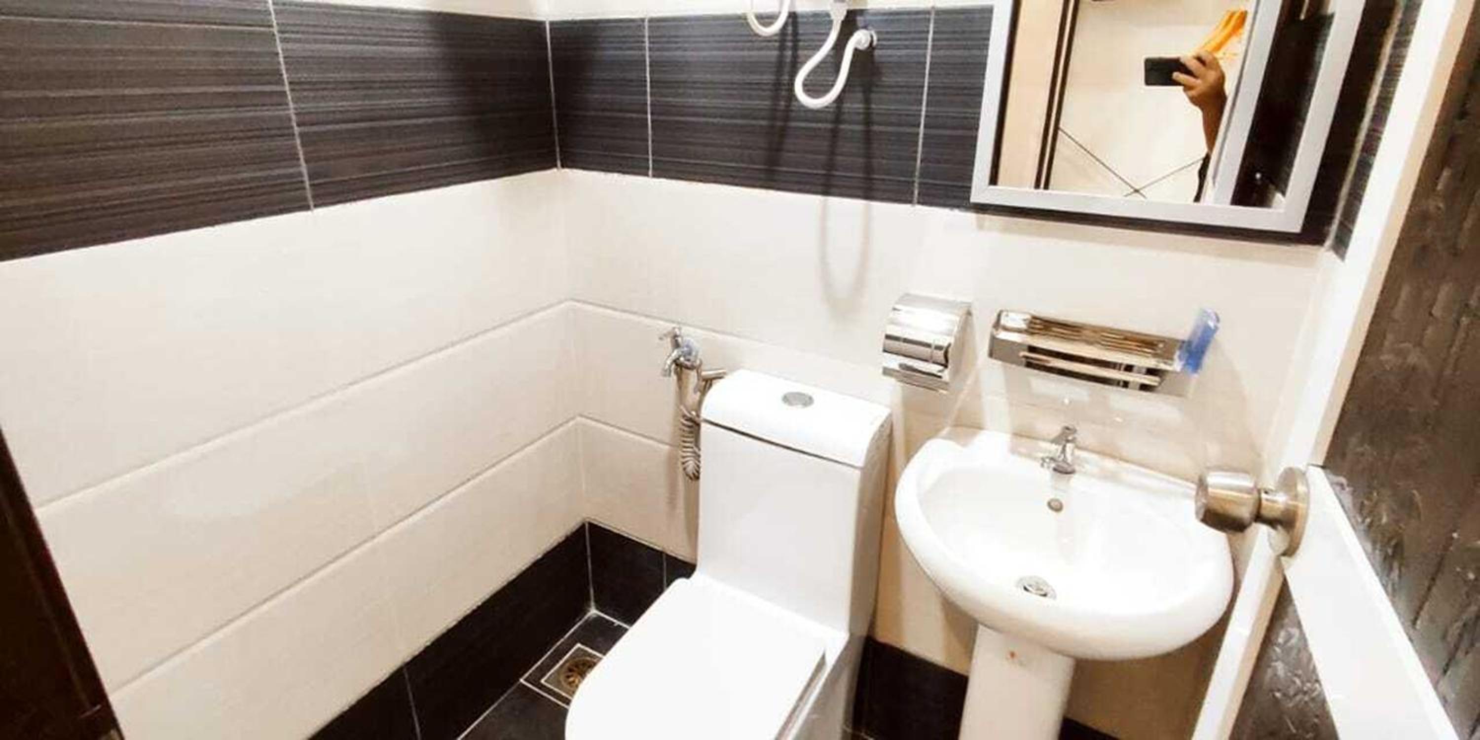Suite - Photo 5