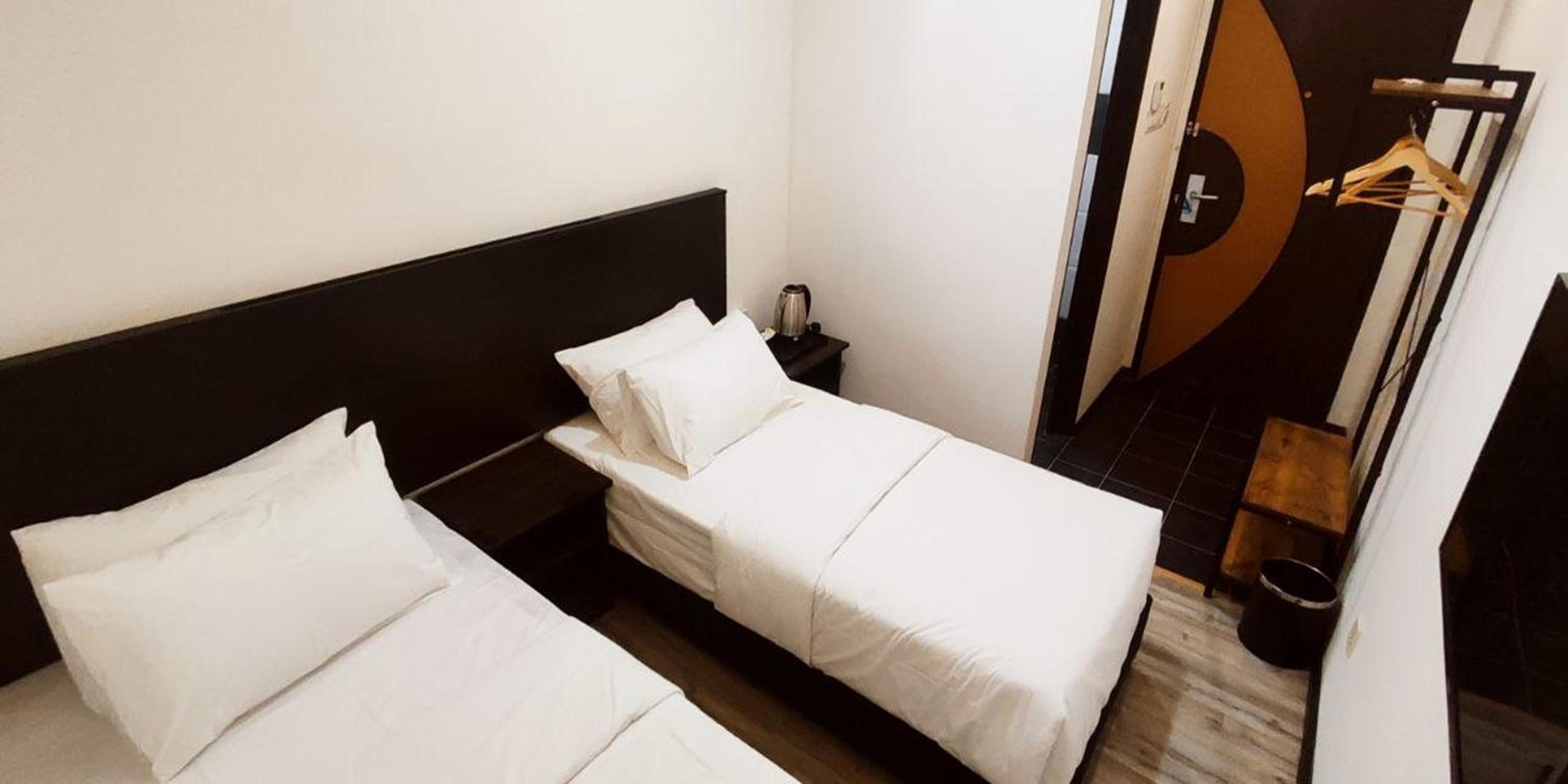Superior Twin Room - Photo 1