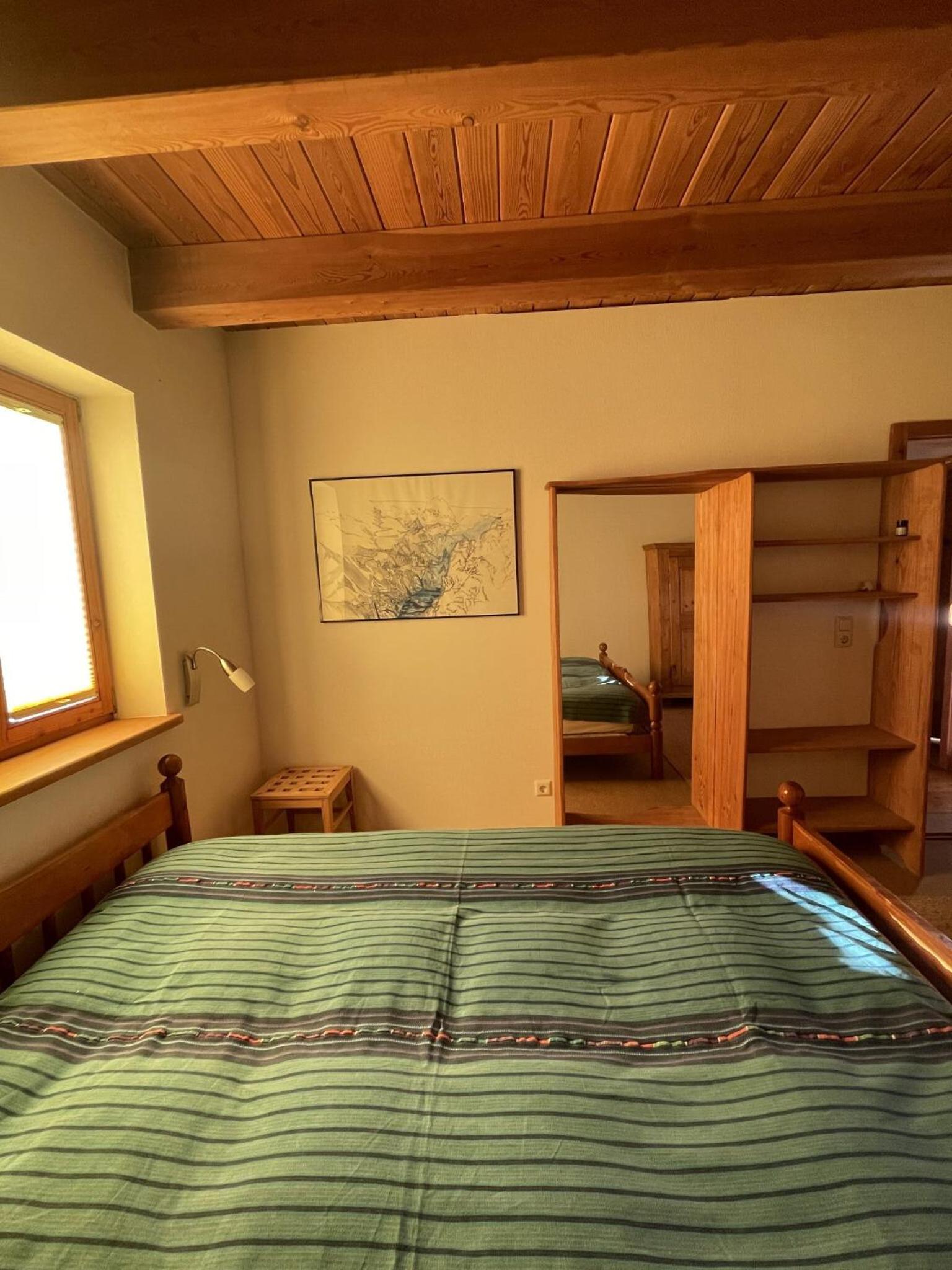 Superior One-Bedroom Apartment