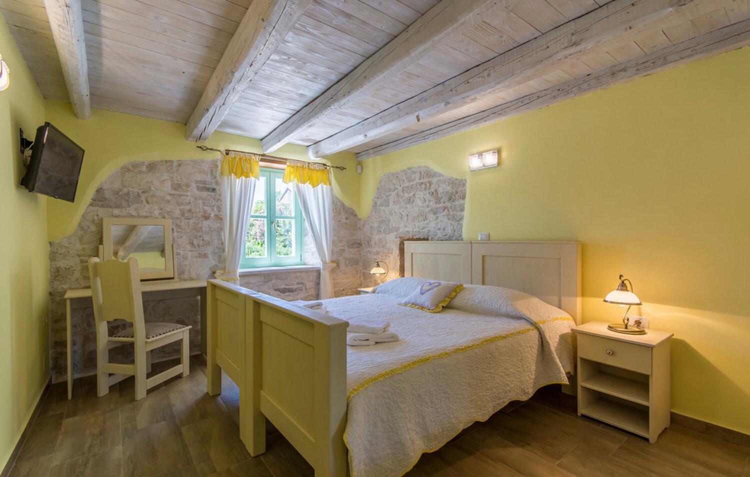 Villa photo 3