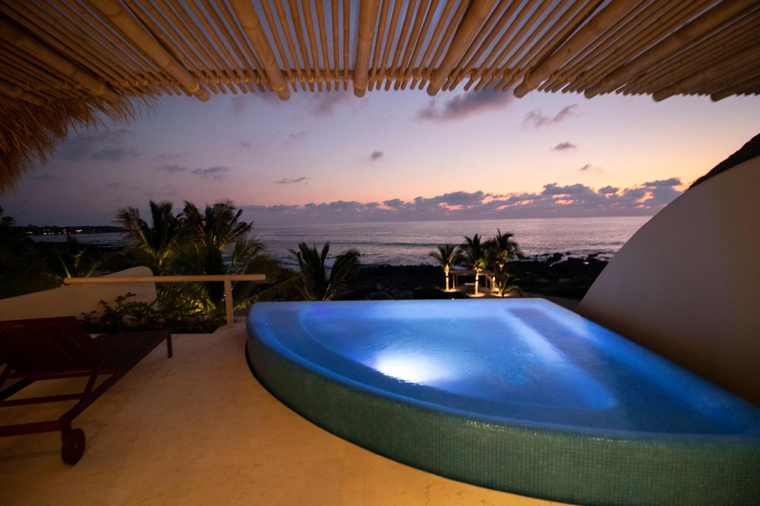 Two-Bedroom Deluxe Apartment With Balcony photo 2