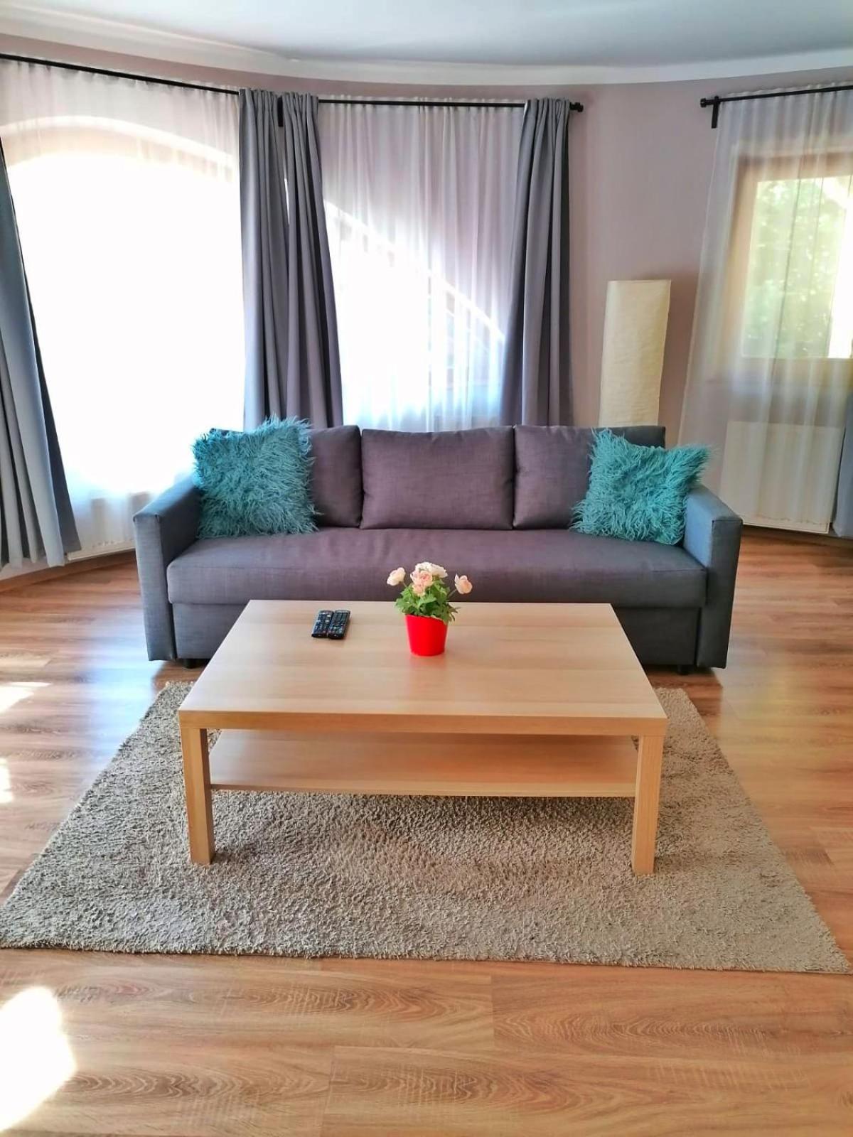 One-Bedroom Apartment - Photo 41