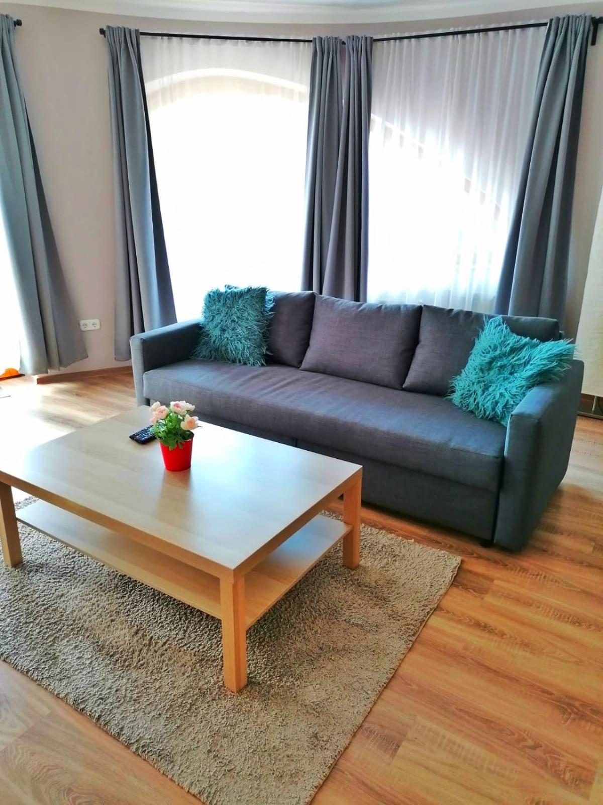 One-Bedroom Apartment - Photo 40