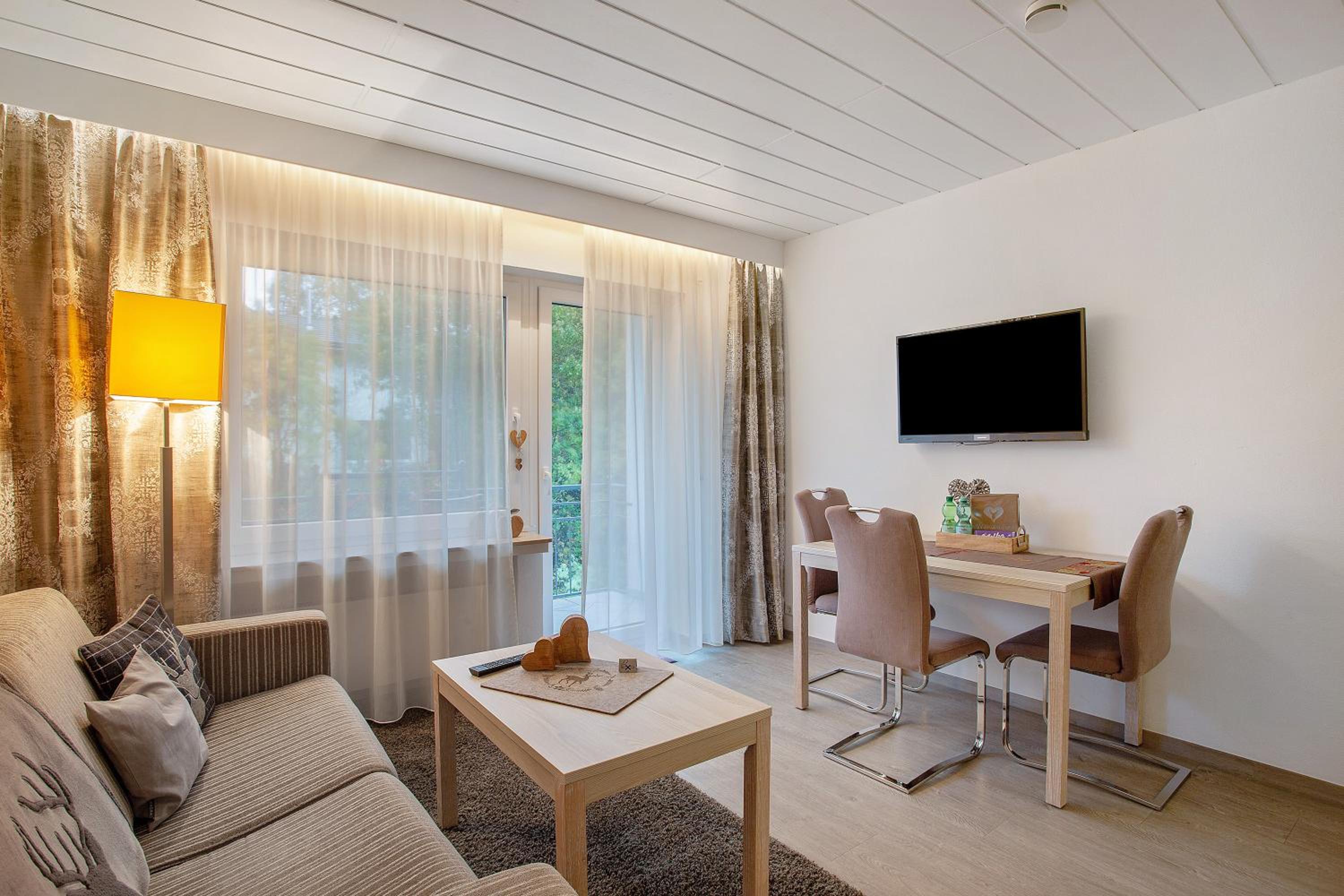 Superior One-Bedroom Apartment with Balcony