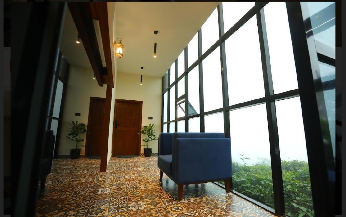 Deluxe Double Room With Balcony photo 2