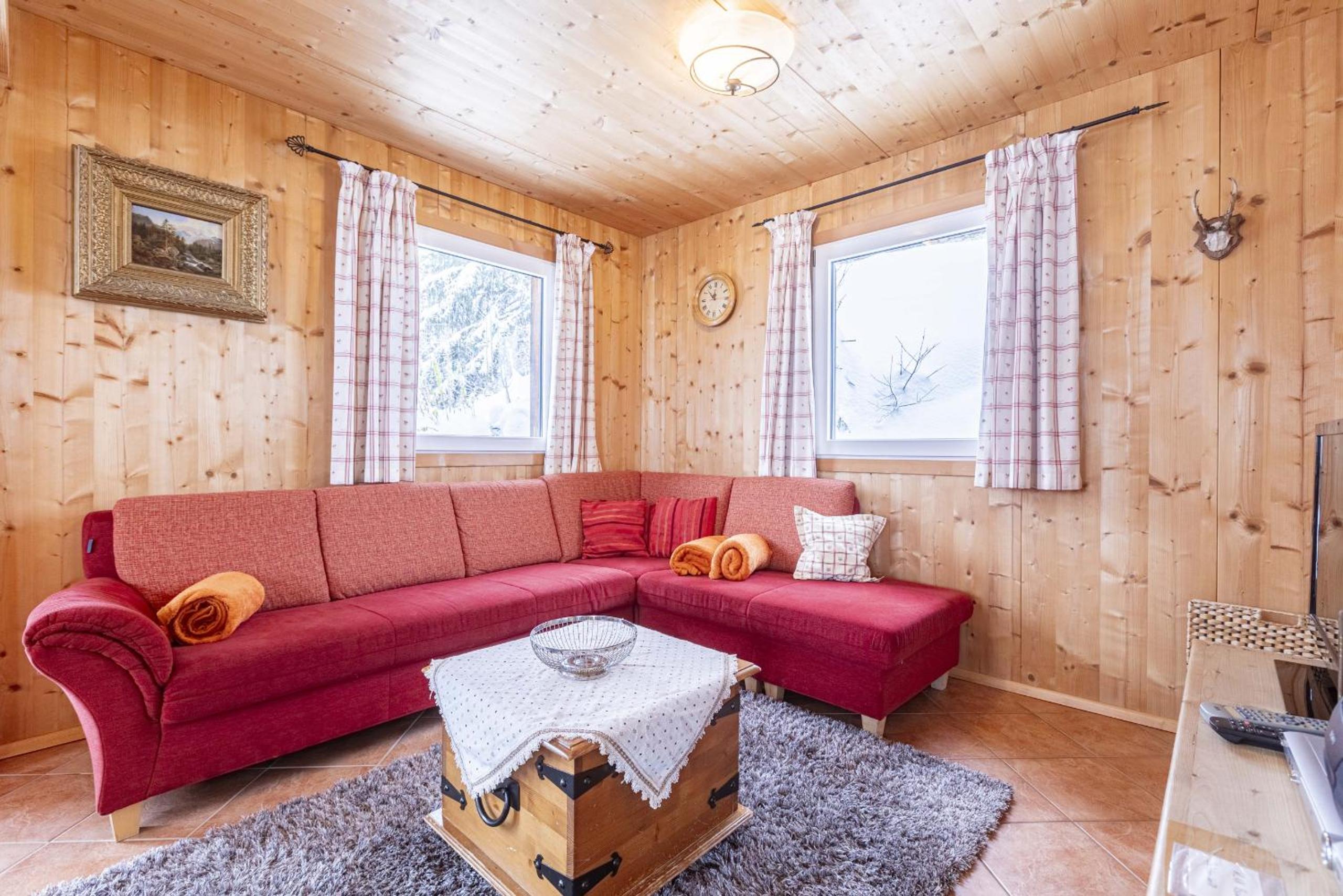 Three-Bedroom Vacation Home  photo 2