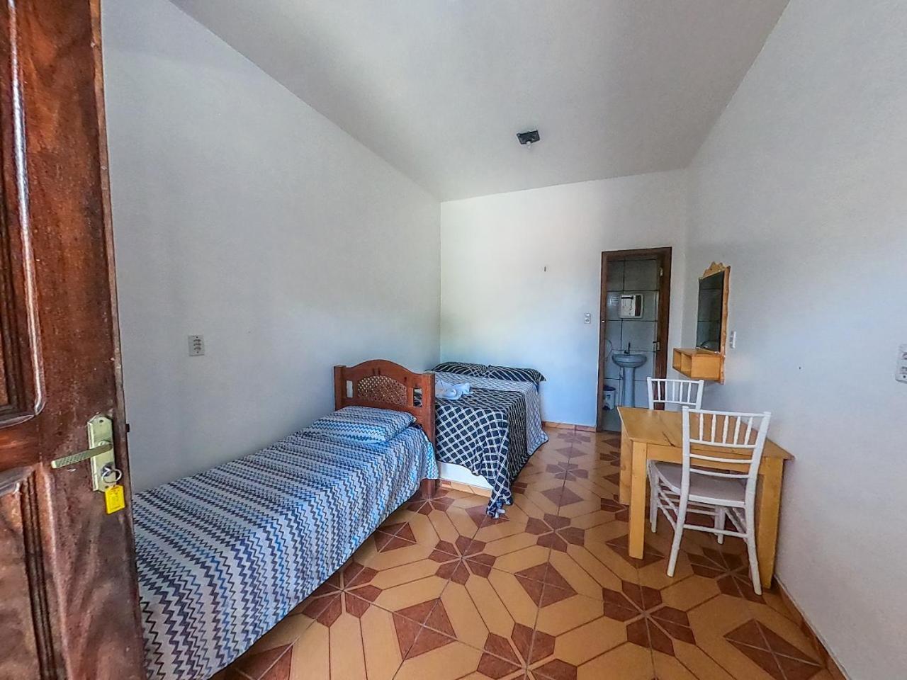 Standard Triple Room photo 3