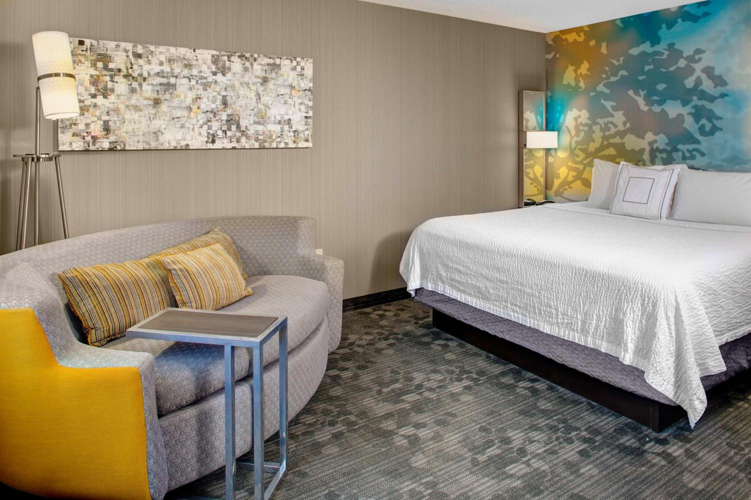 One-Bedroom King Suite - Photo 1