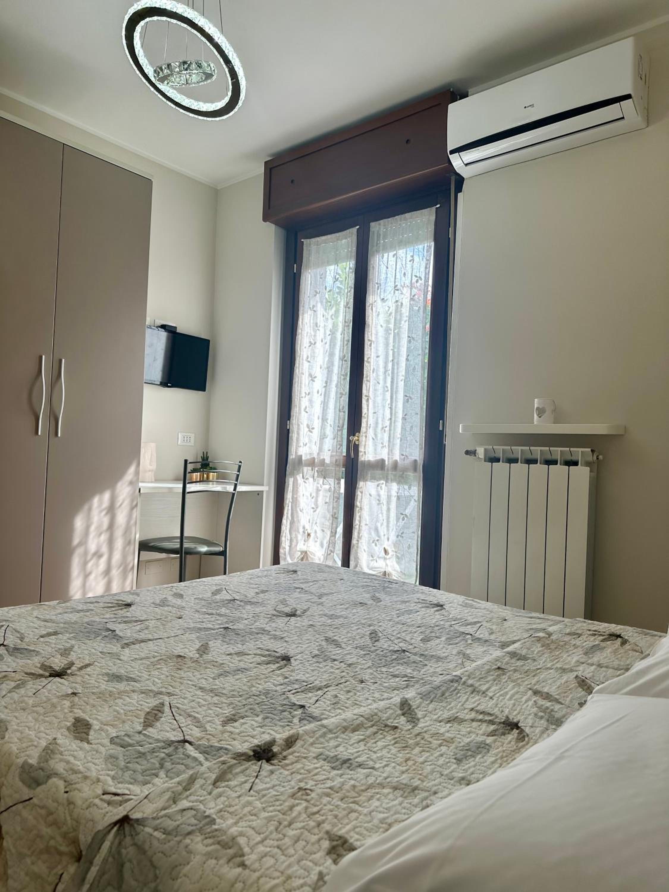 Deluxe Apartment - Photo 6