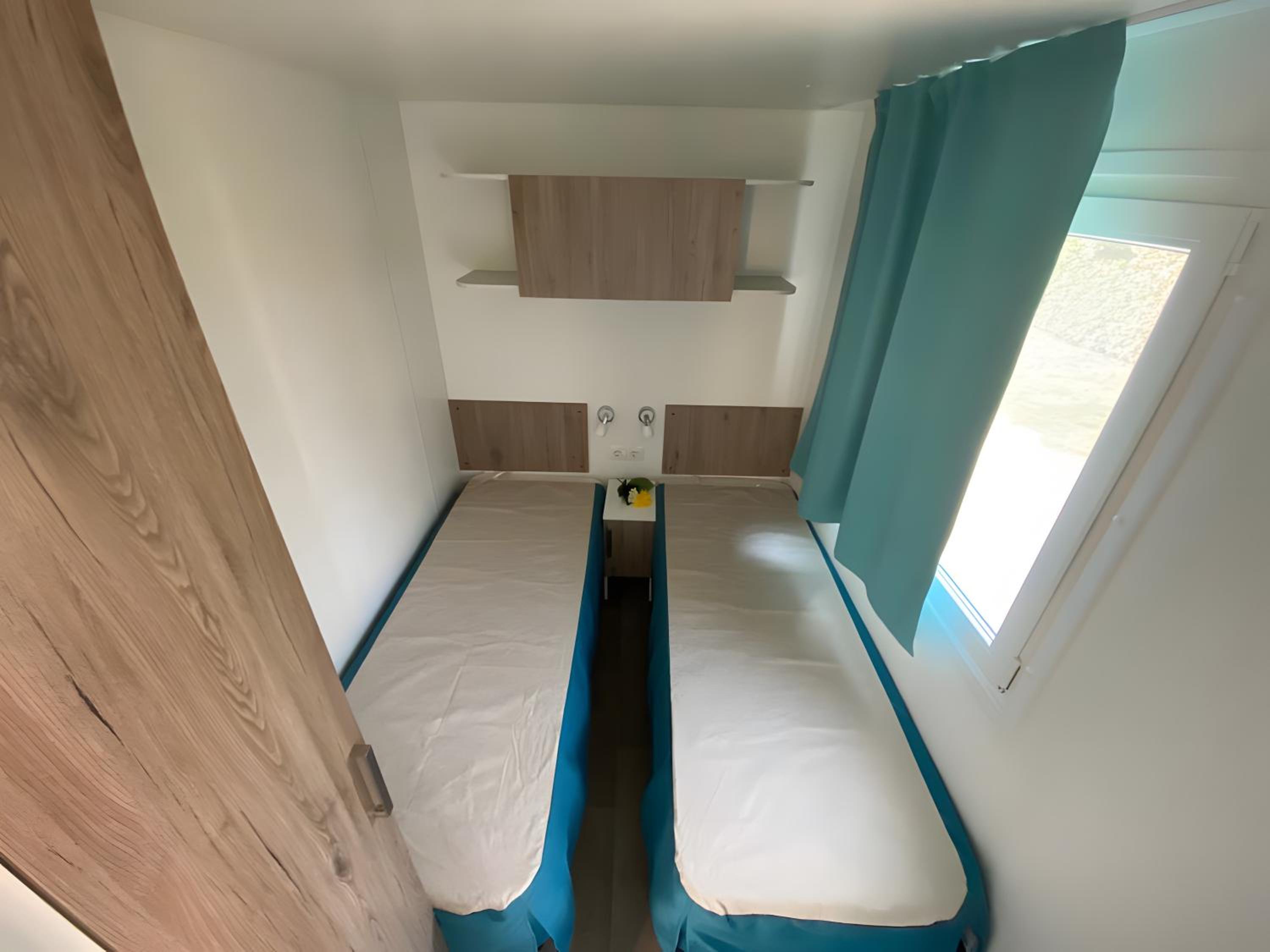 Two-Bedroom Apartment with Lake View photo 1