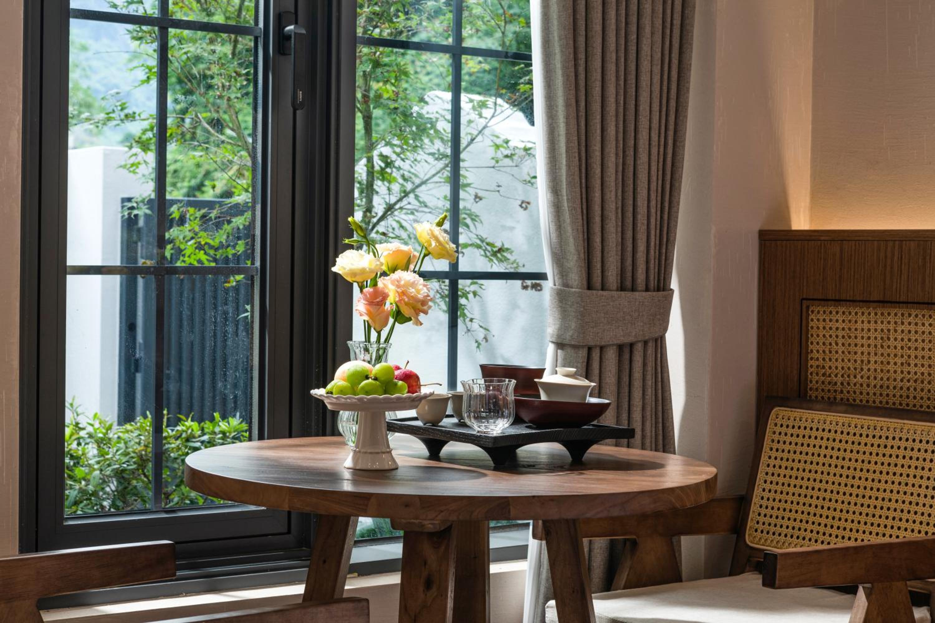 Courtyard Queen Room photo 3