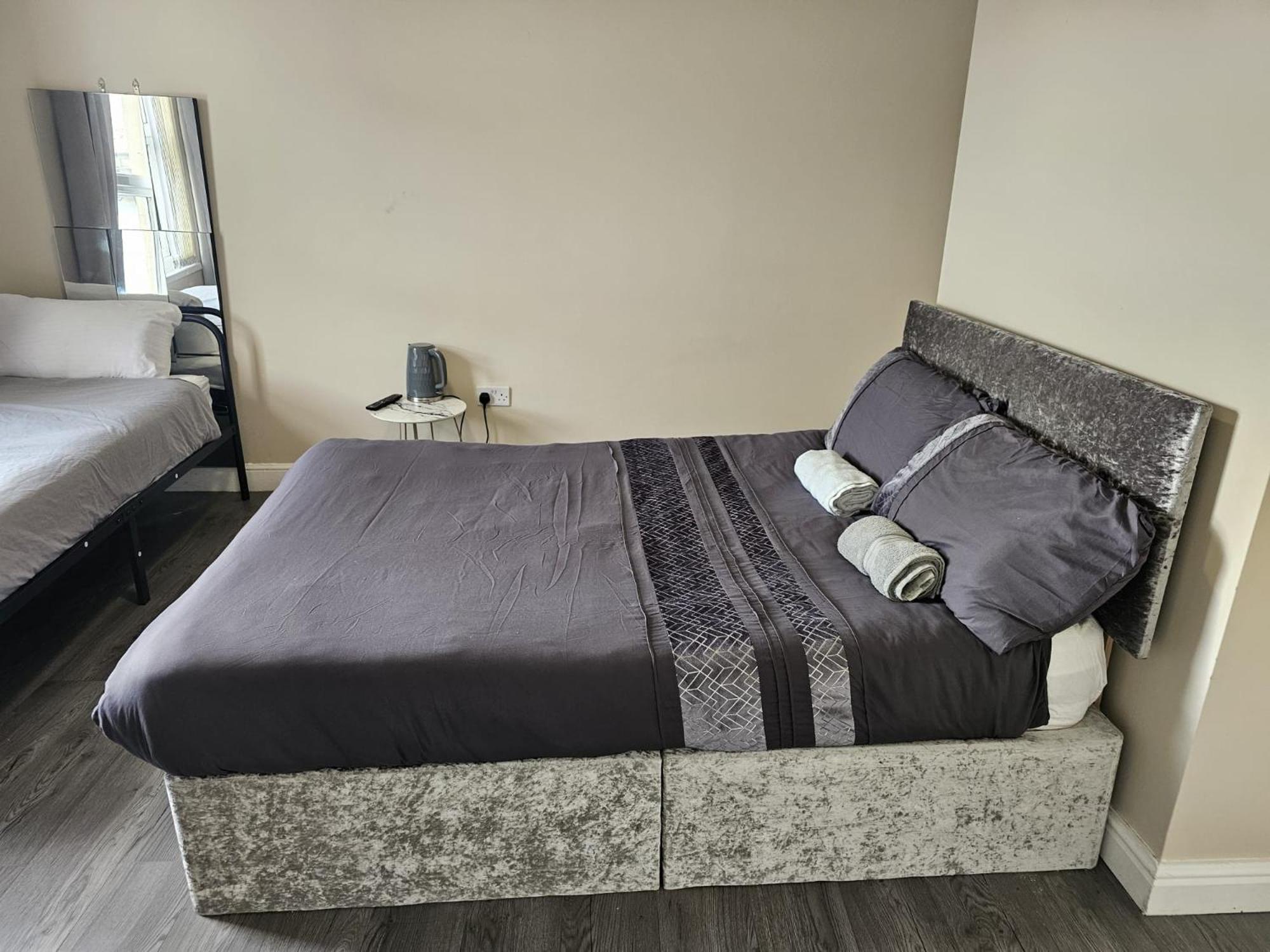 Triple Room With Private Bathroom