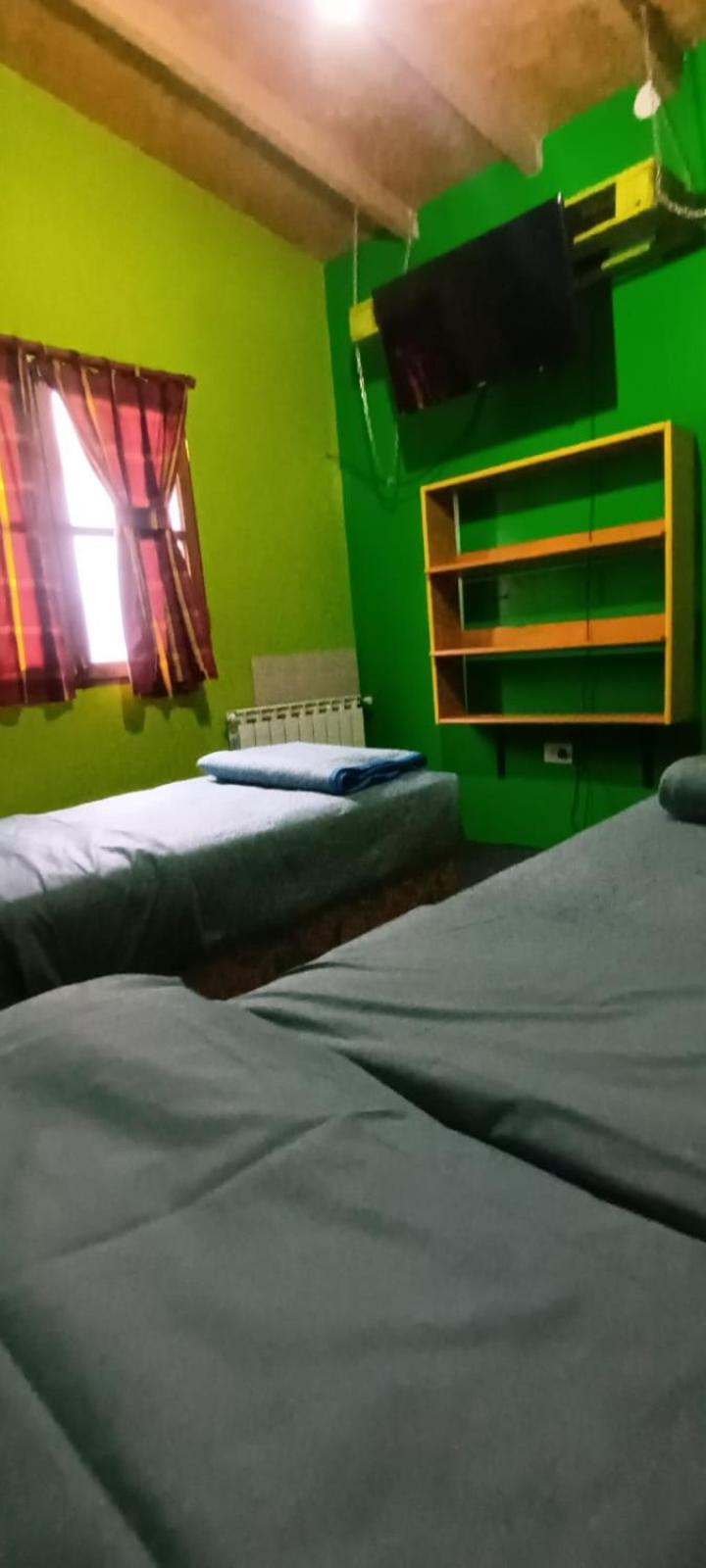 Large Double or Twin Room photo 1
