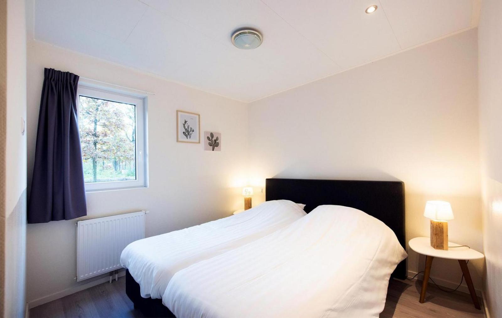 Three-Bedroom House - Photo 14