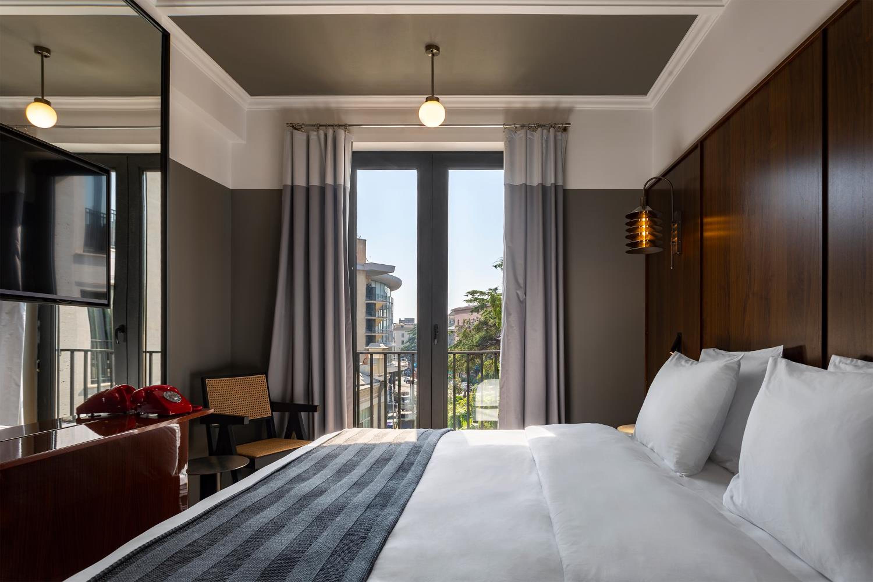 Standard King Room