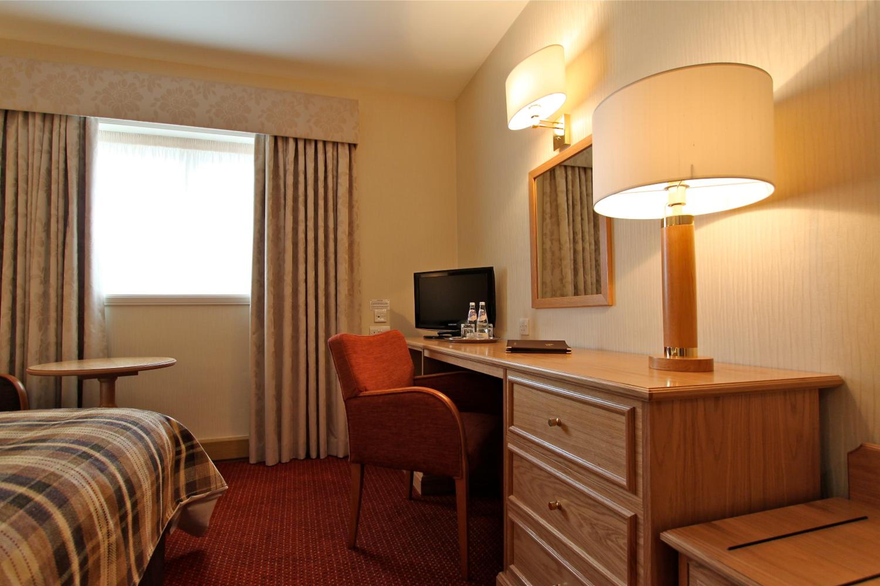 Twin Room - Photo 2