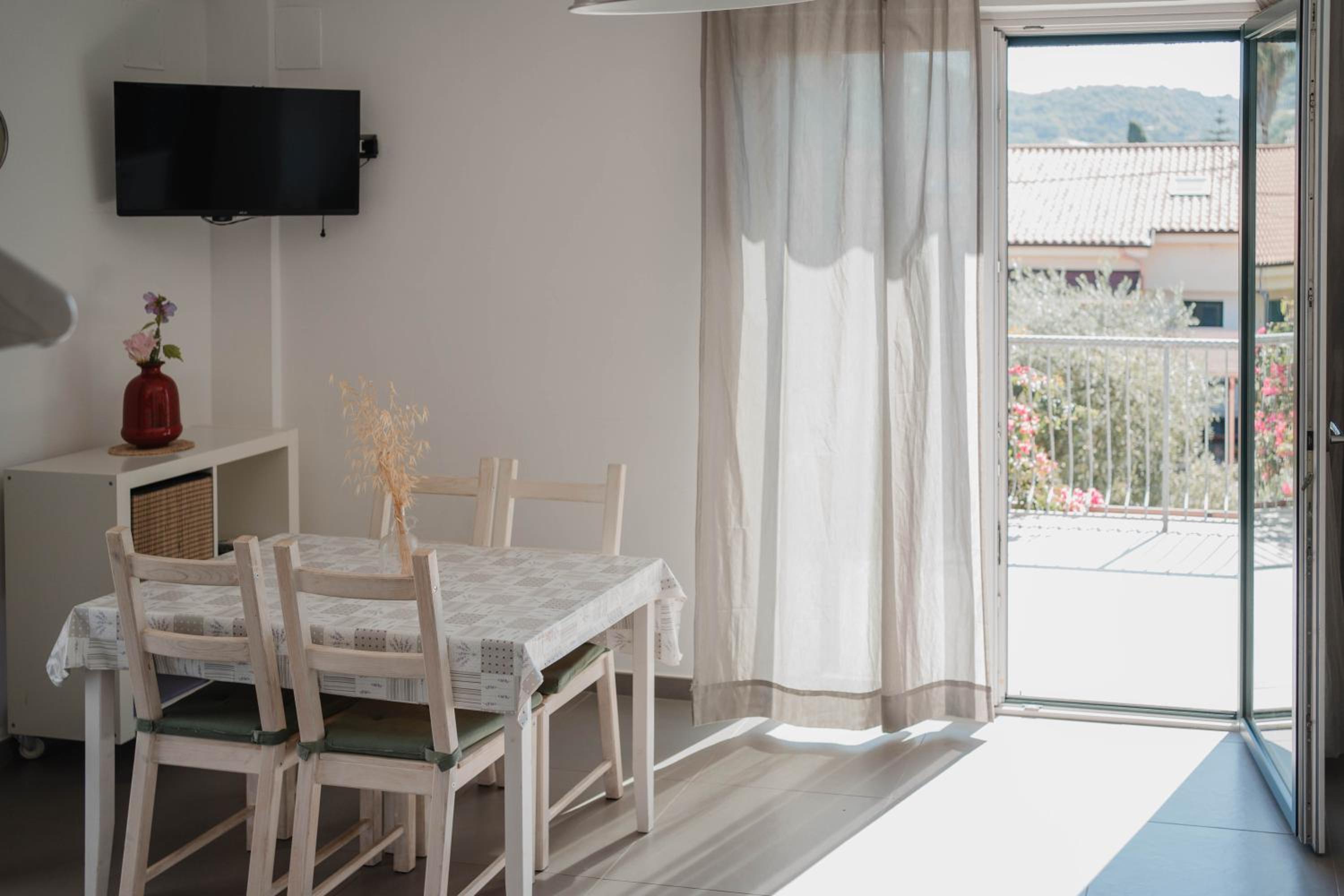 Apartment with Terrace photo 3
