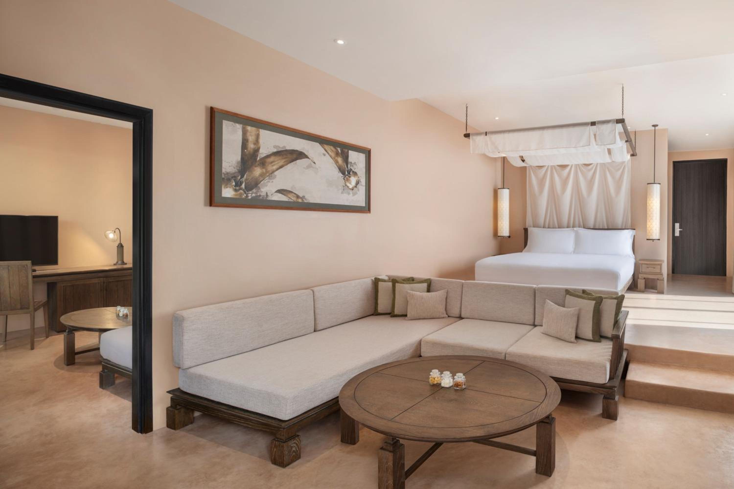 King Room with Sofa Bed and Terrace - Photo 2