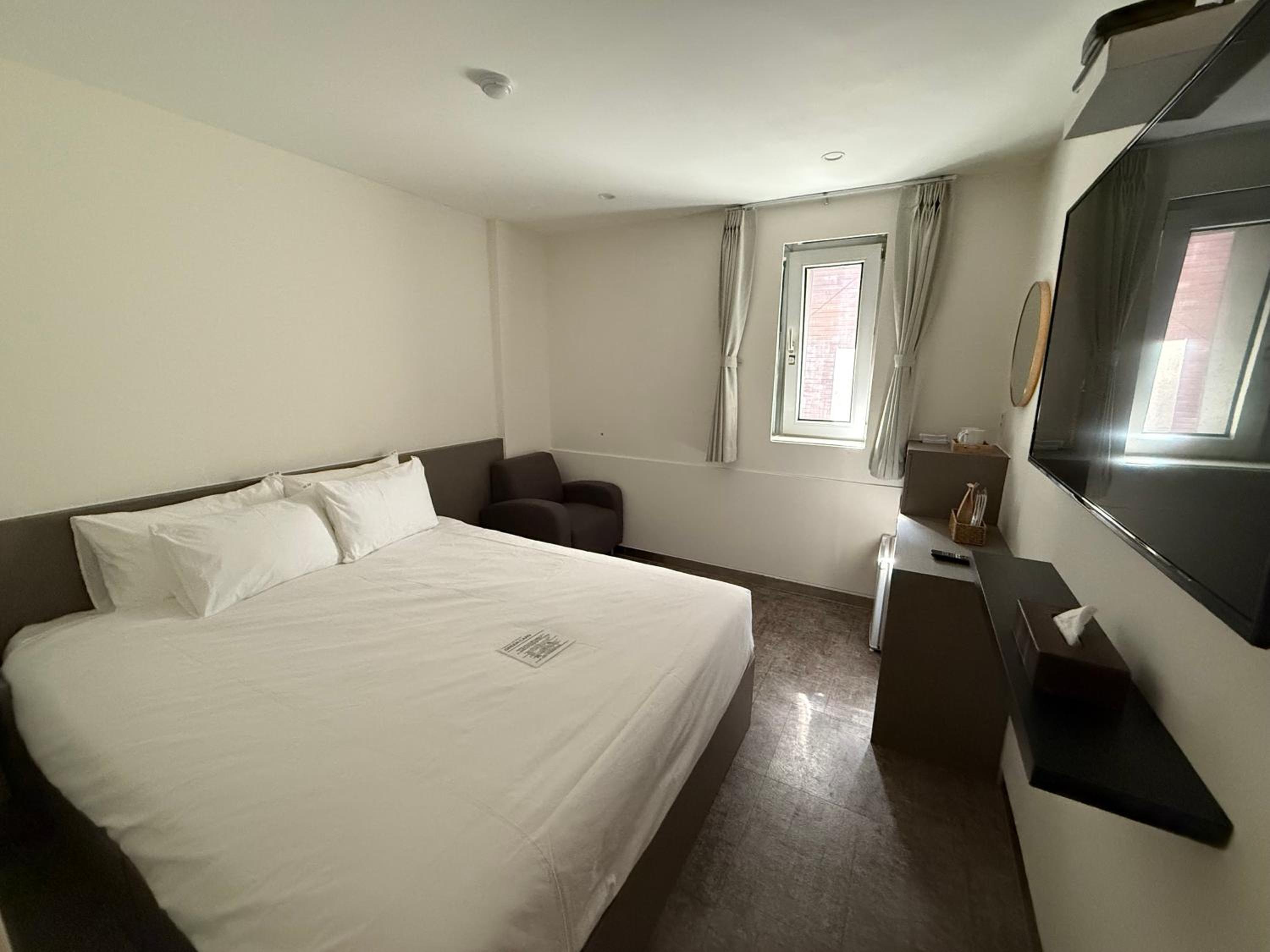 Superior Double Room - Photo 1