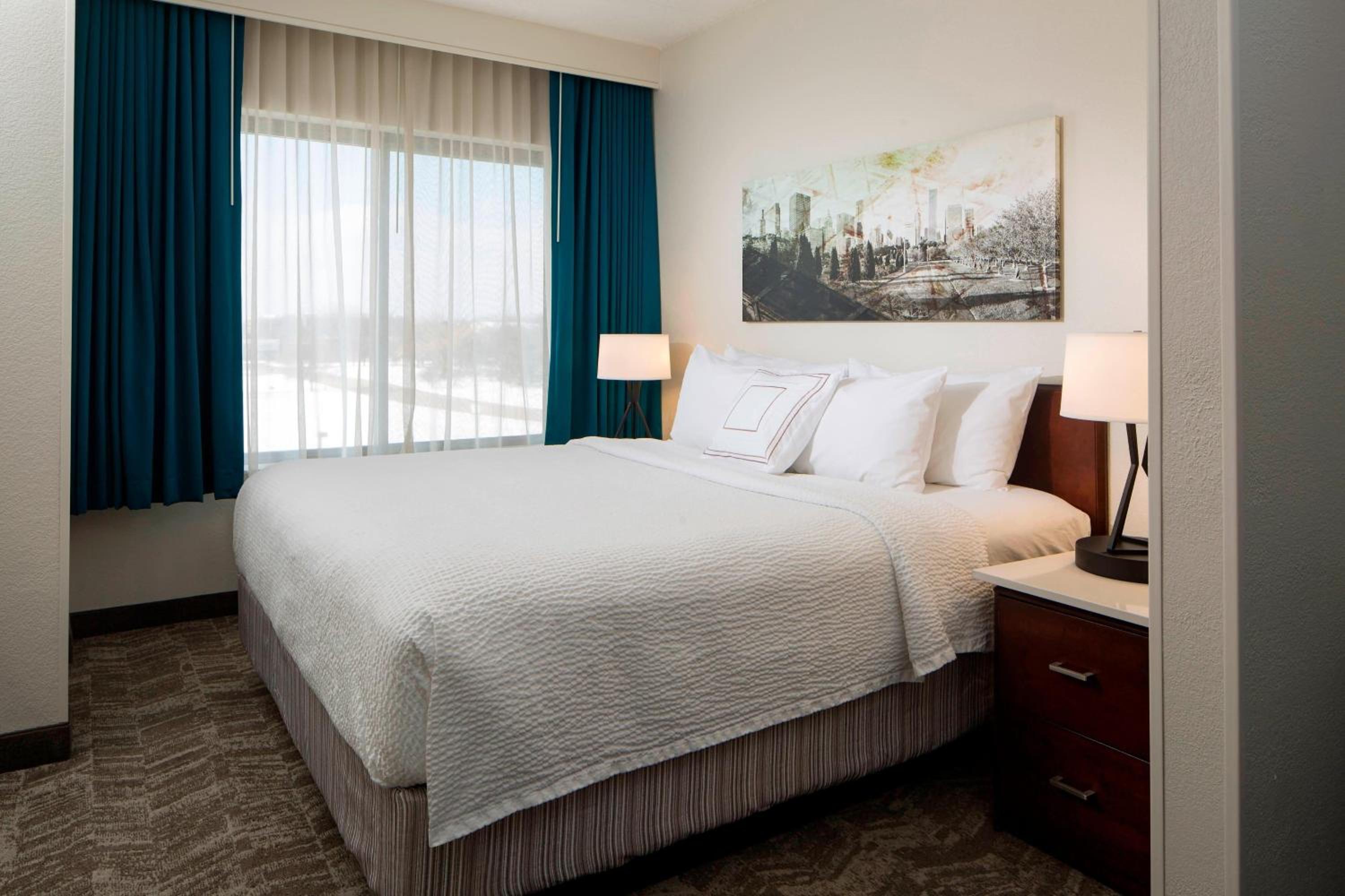 King Suite with Sofa Bed - Hearing Accessible - Photo 2