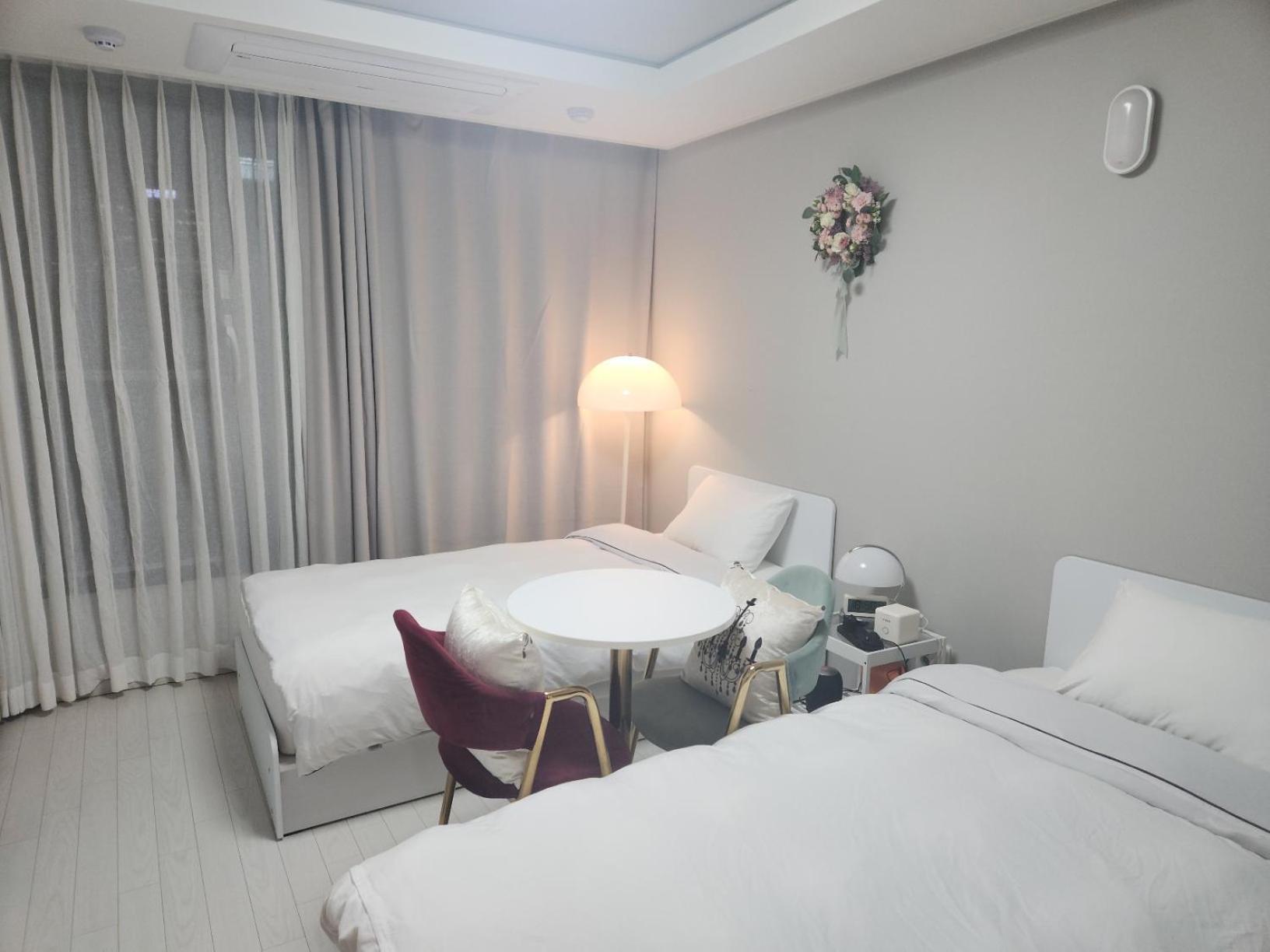 Double or Twin Room photo 2