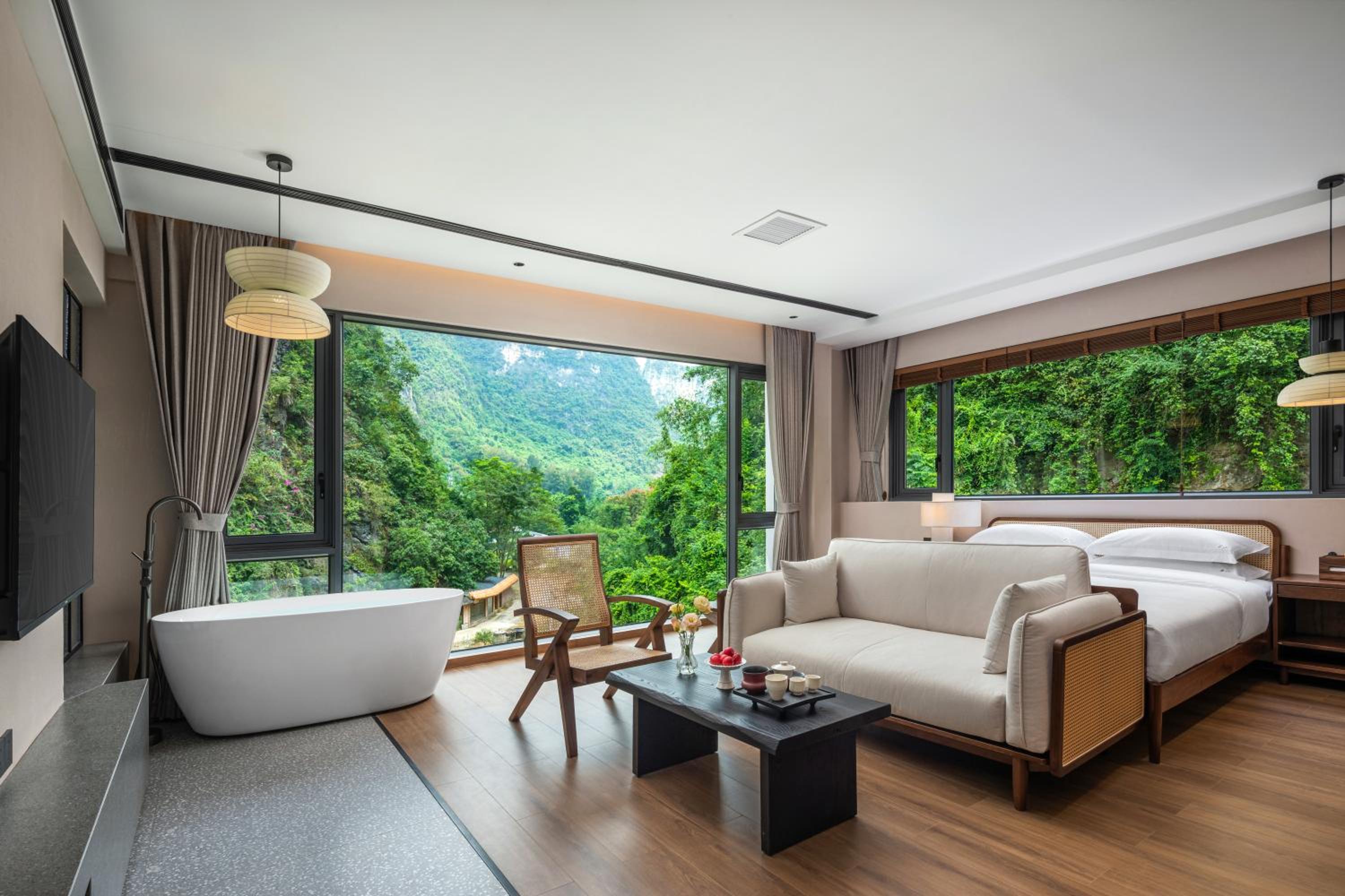 Family Room with Terrace photo 3