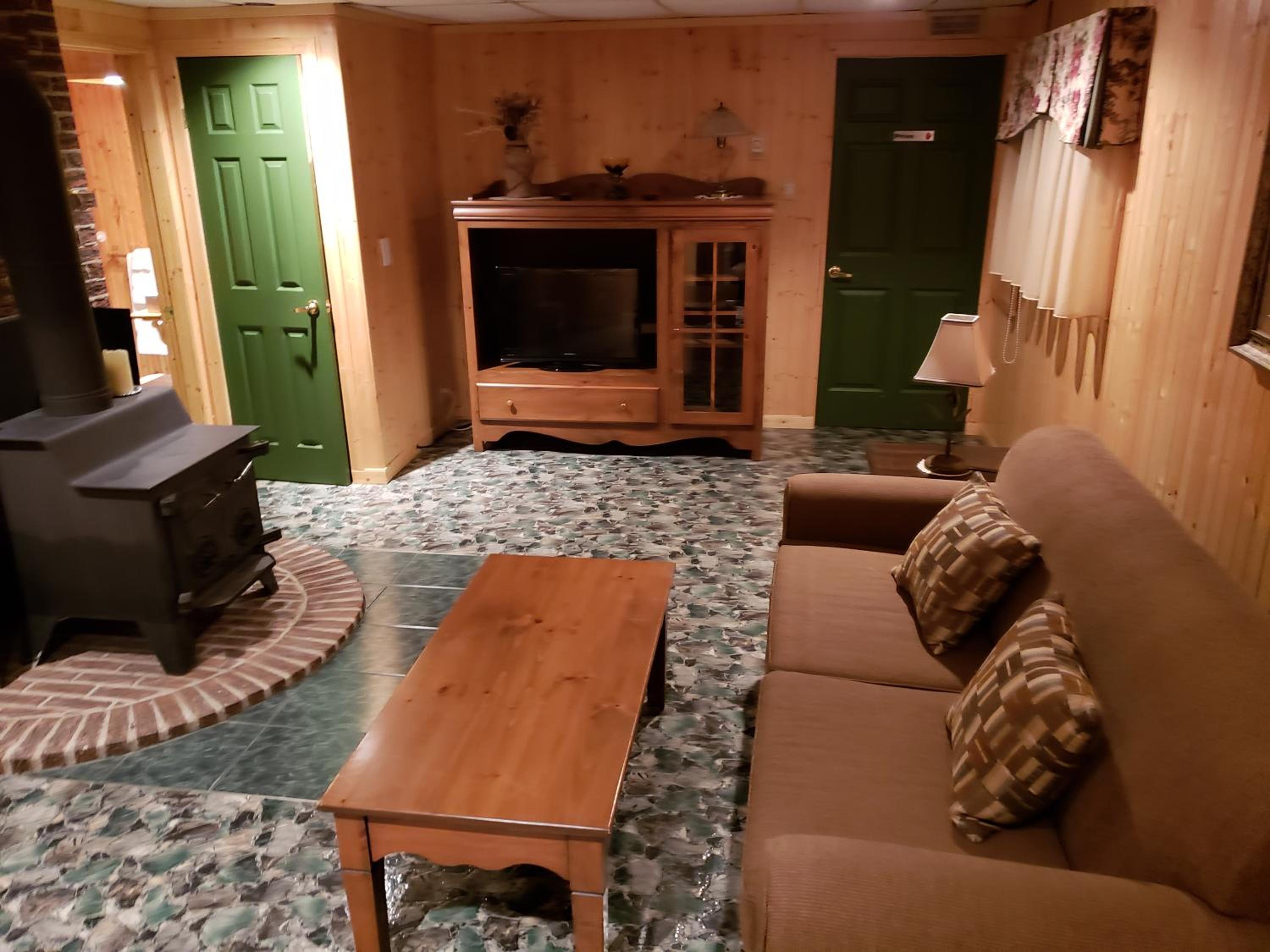 Queen Suite photo 1