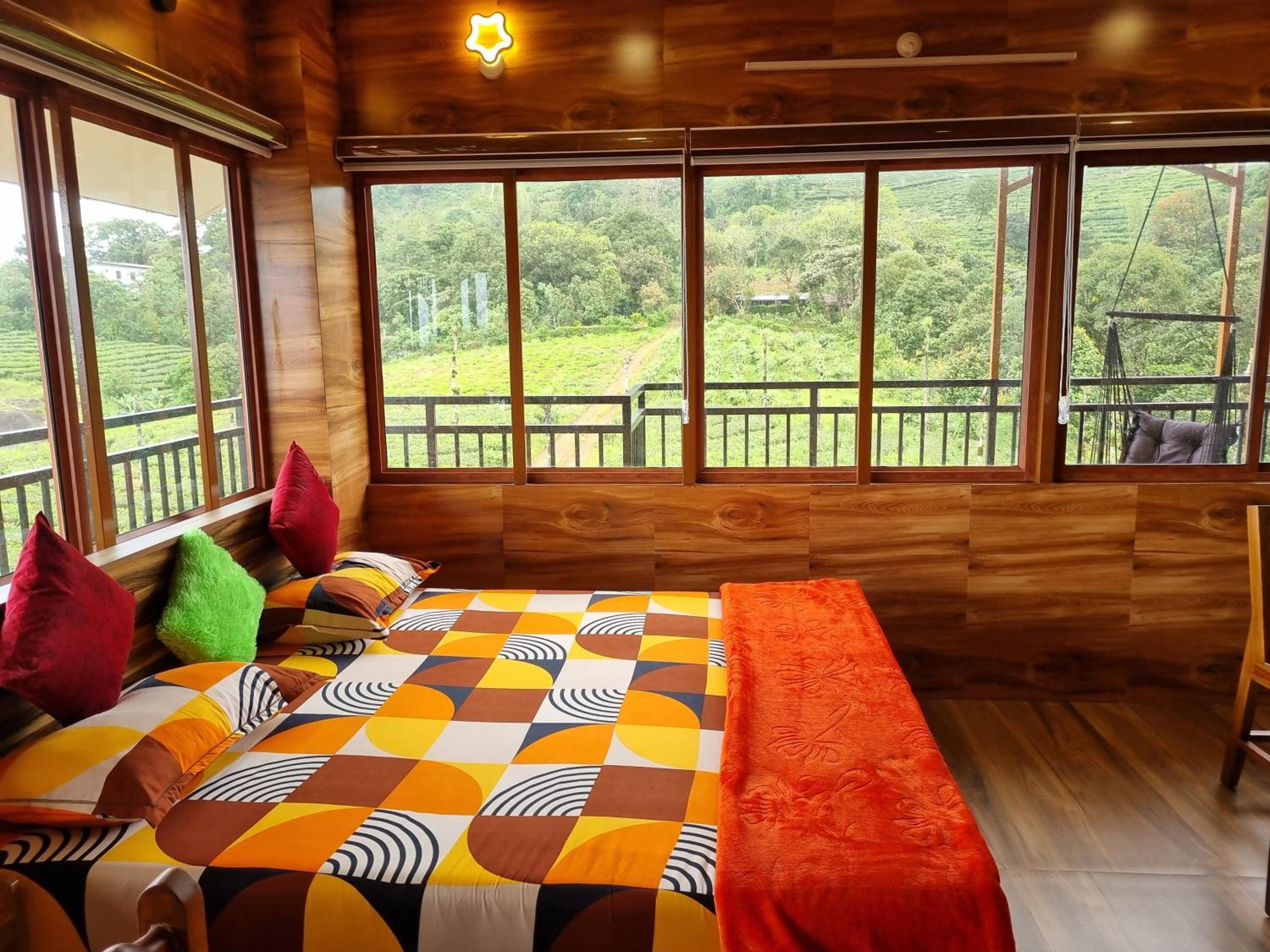 Suite With Mountain View photo 2