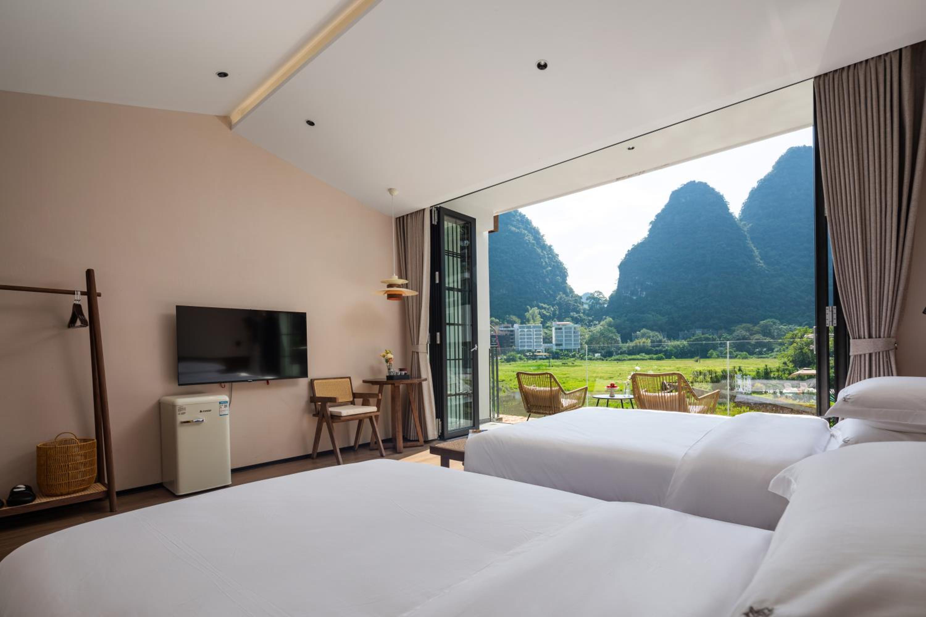 Twin Room with Terrace photo 1