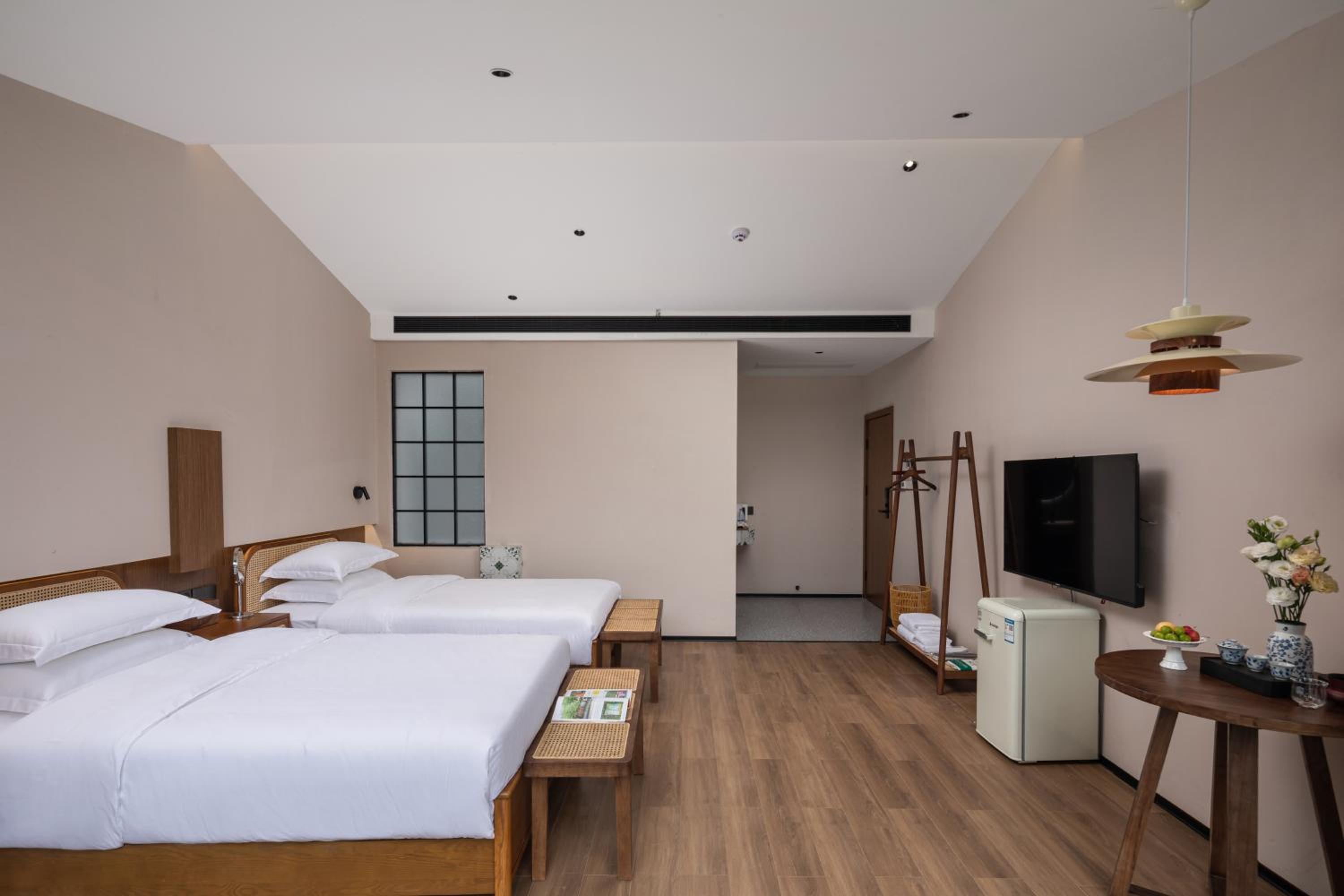 Twin Room with Balcony photo 2