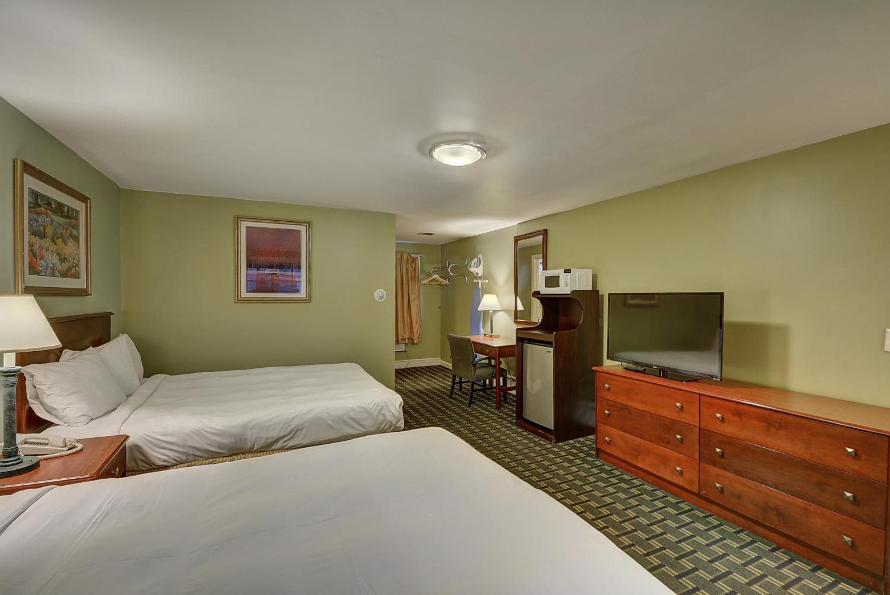 Double Room with Two Double Beds photo 1