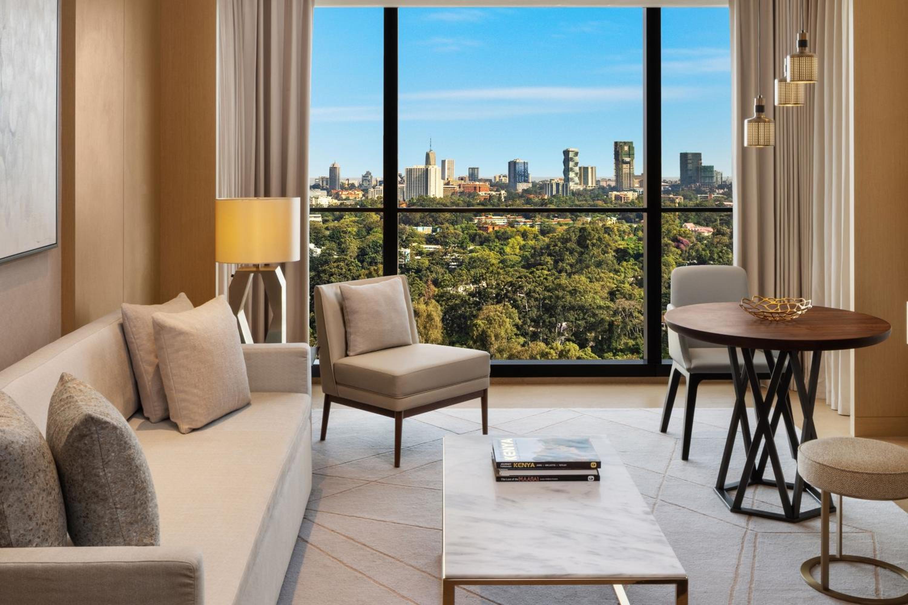 One-Bedroom Junior King Suite - Photo 3