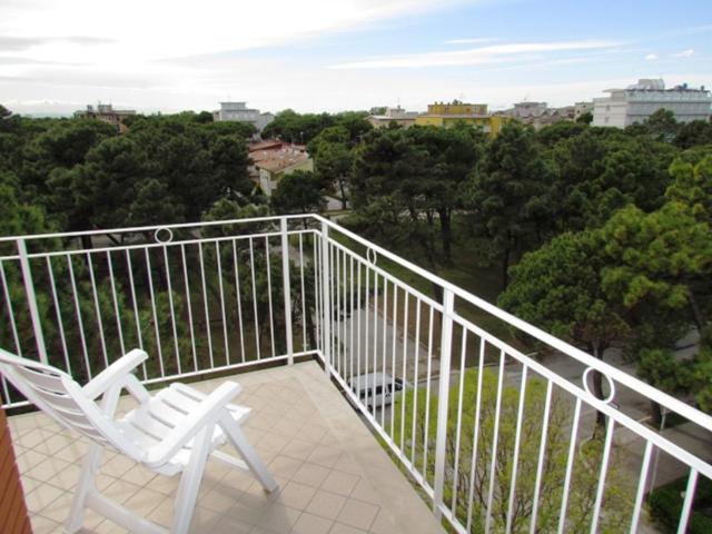 Double or Twin Room with Sea View - Photo 10