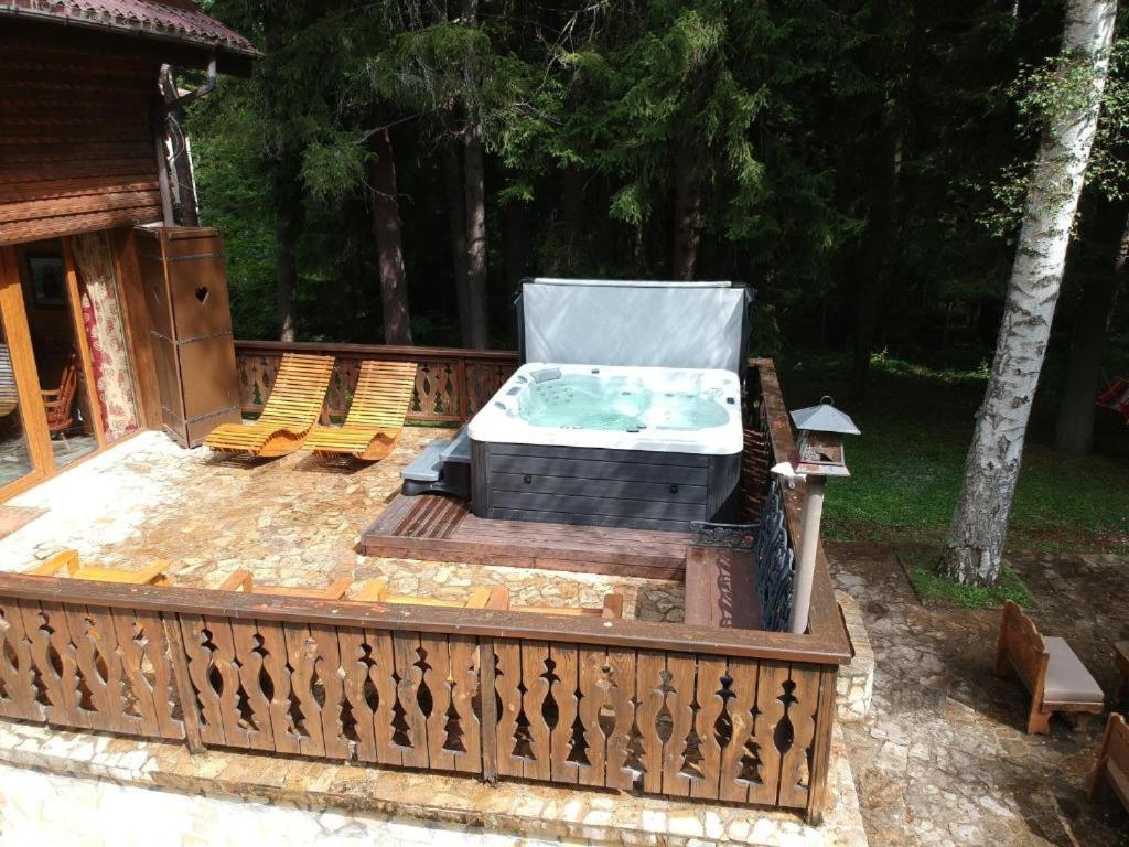 Villa photo 2