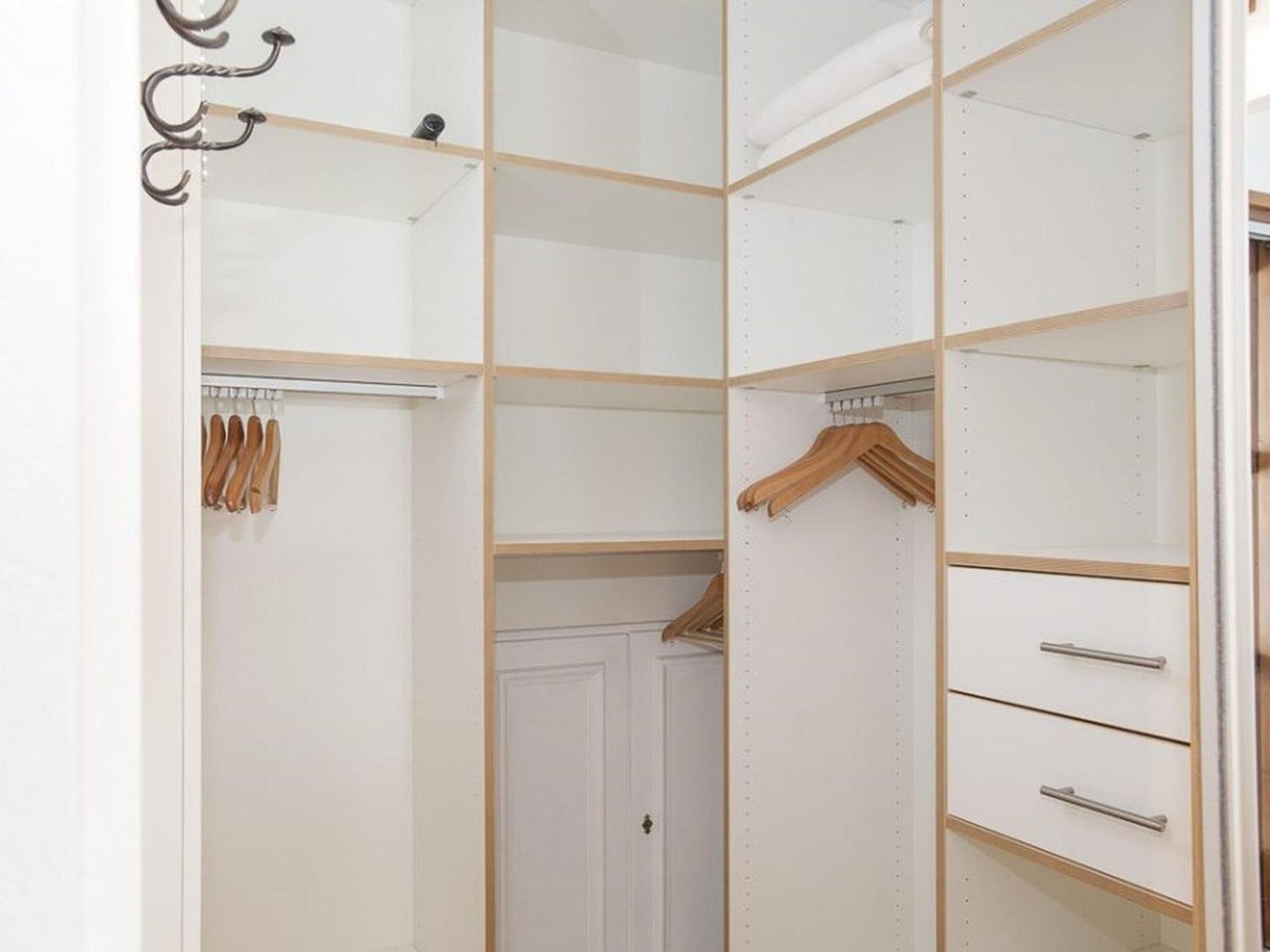 Two-Bedroom Apartment with Balcony photo 2