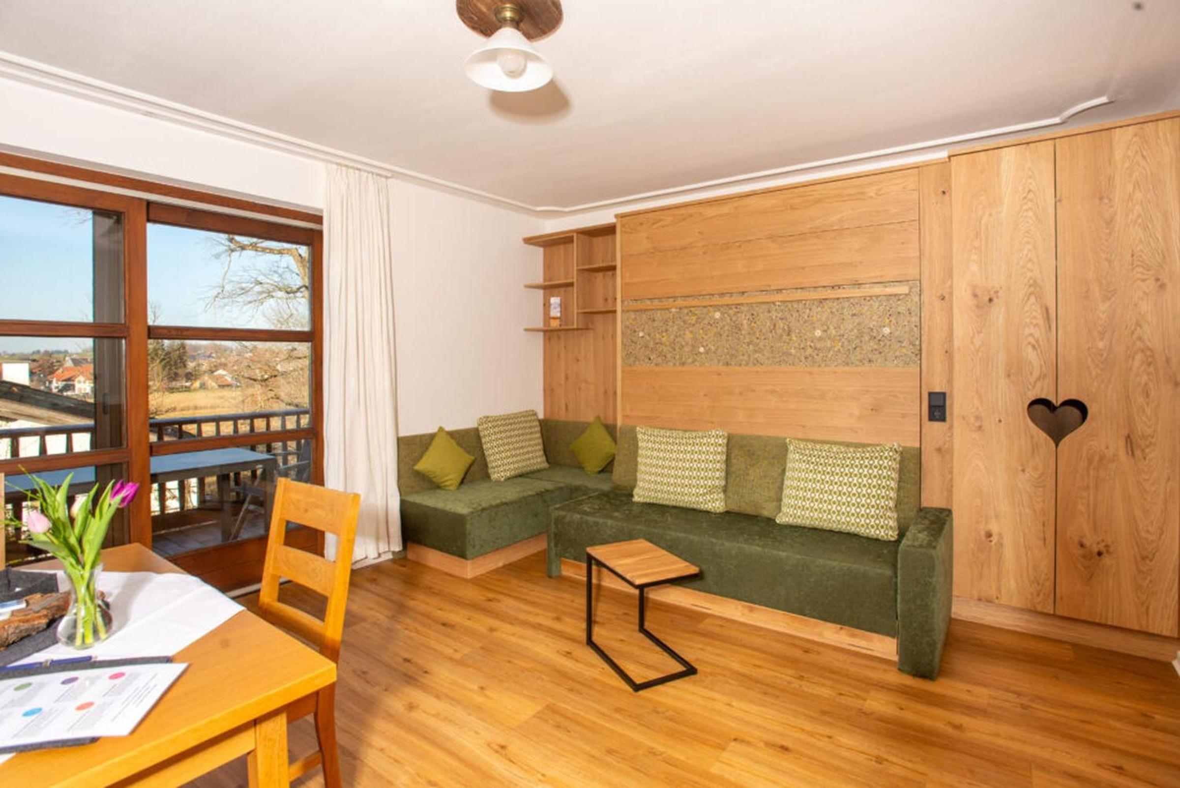 Two-Bedroom Apartment with Balcony and Sea View photo 1