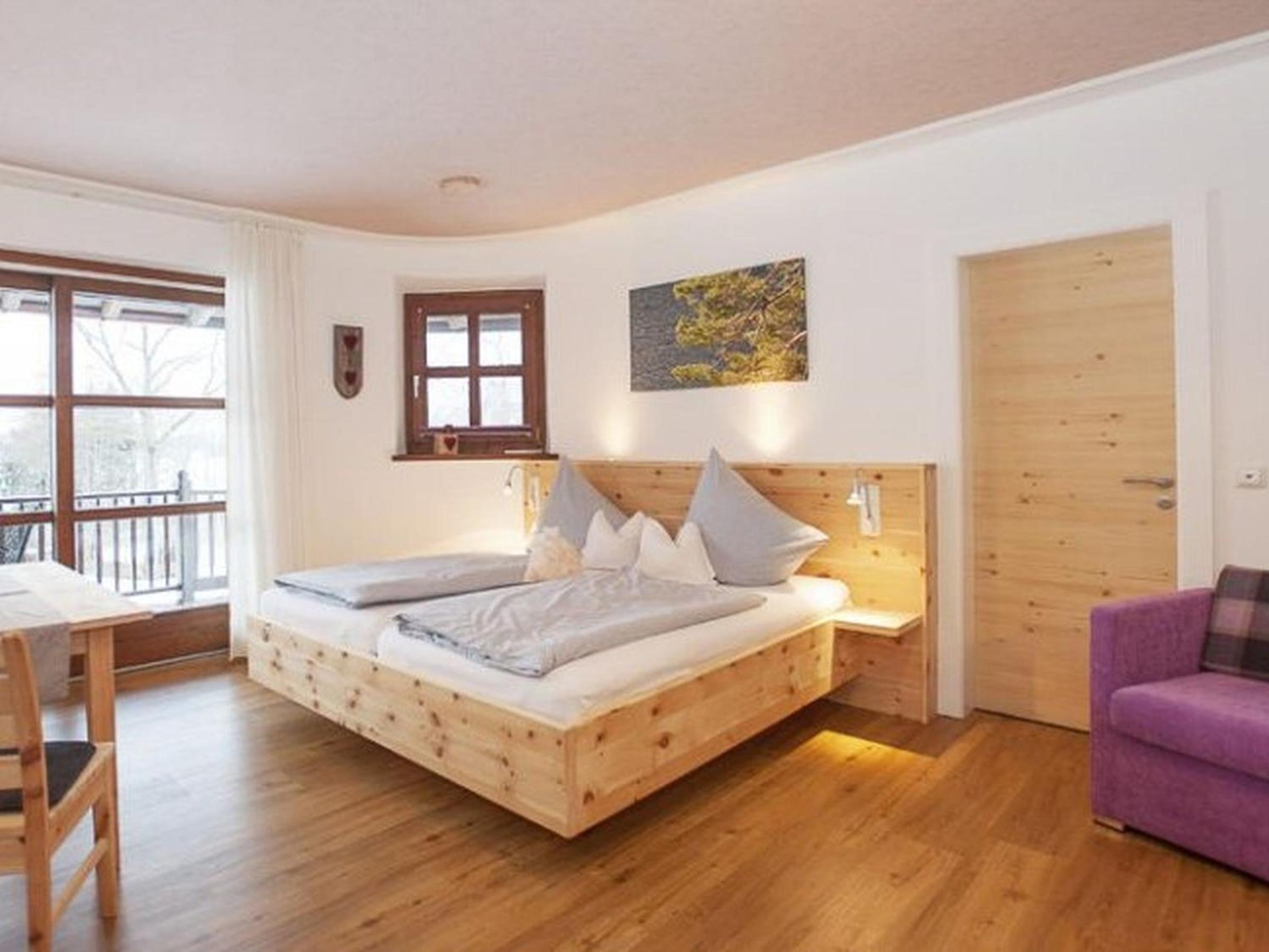 One-Bedroom Apartment with Balcony and Sea View photo 1